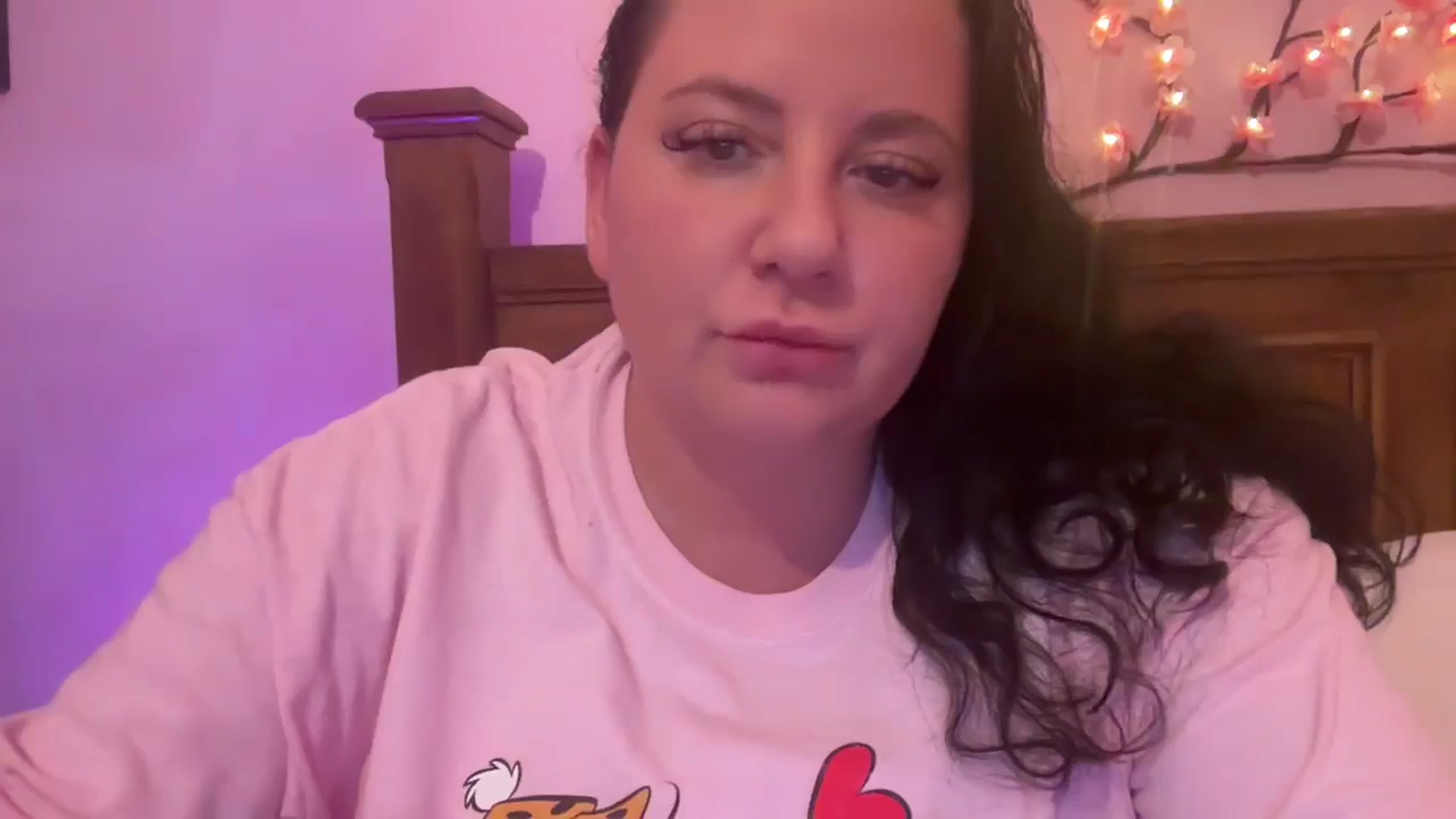 Gallery image thumbnail from Pandabella's myfreecams stream on, 07/18/2025, 23:27 image 6 of 20