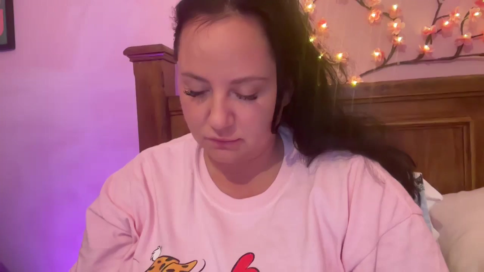 Gallery image thumbnail from Pandabella's myfreecams stream on, 07/18/2025, 23:27 image 1 of 20