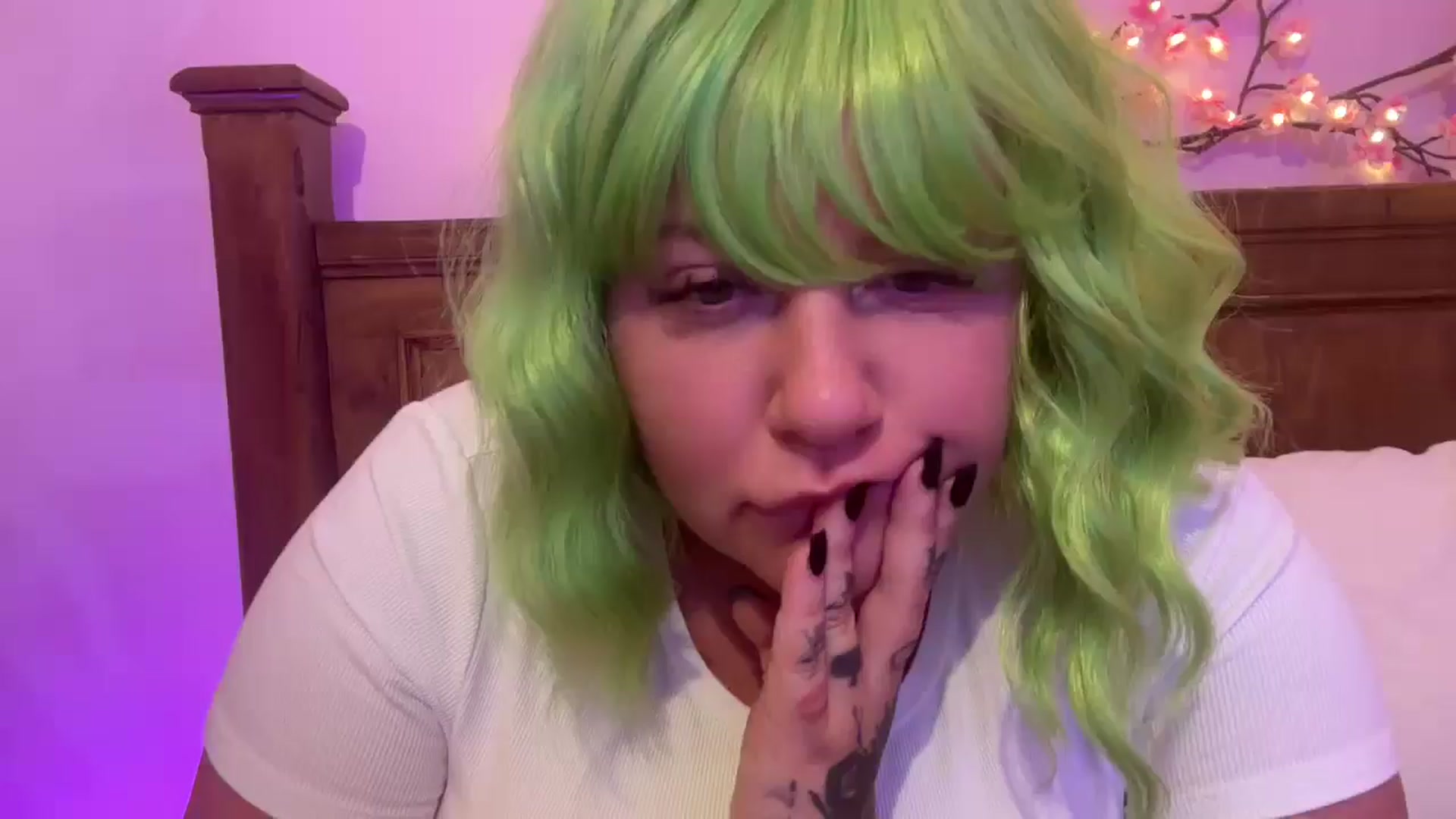 Gallery image thumbnail from Pandabella's myfreecams stream on, 07/19/2025, 20:36 image 16 of 20