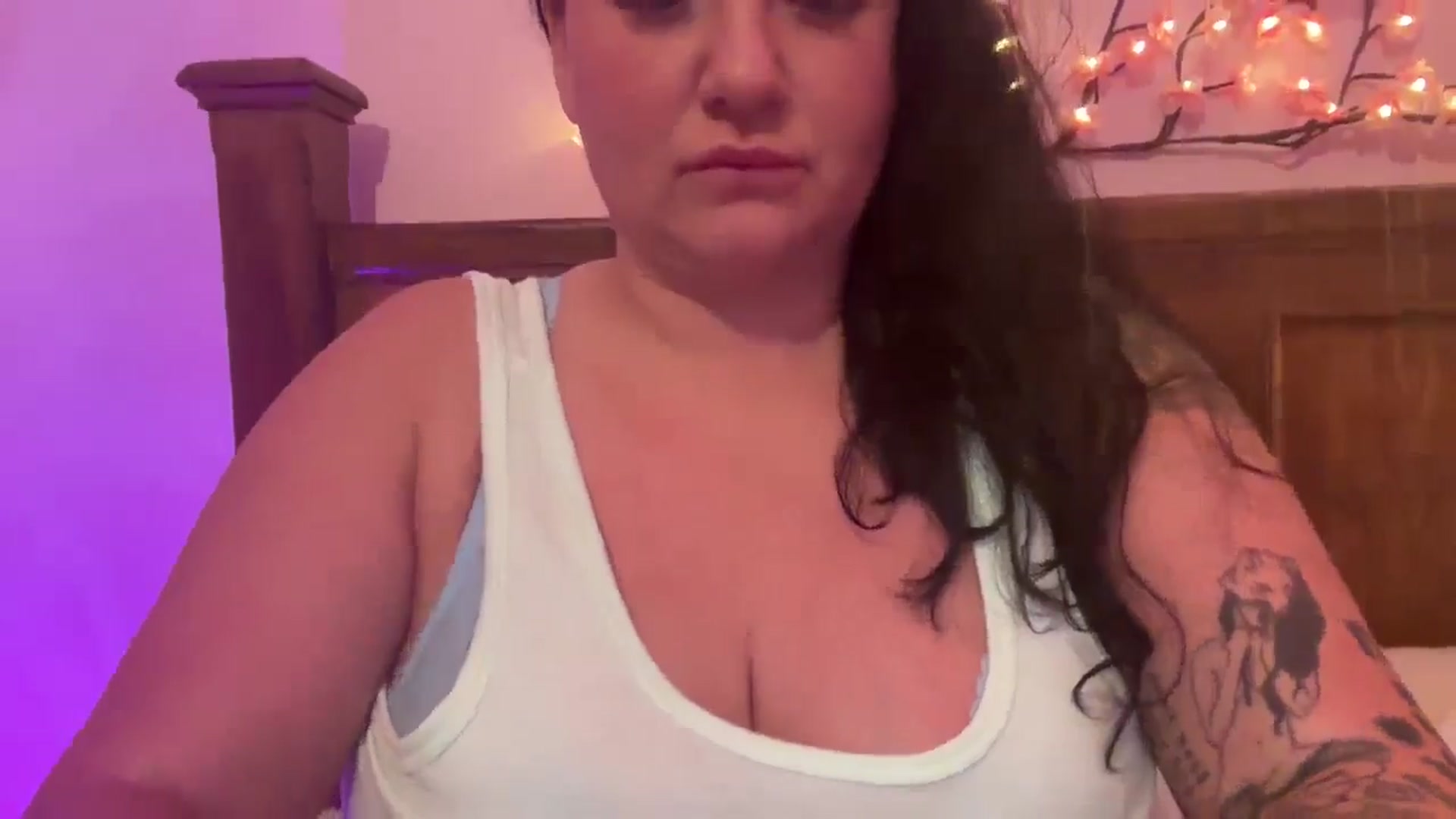Gallery image thumbnail from Pandabella's myfreecams stream on, 07/23/2025, 23:11 image 3 of 20