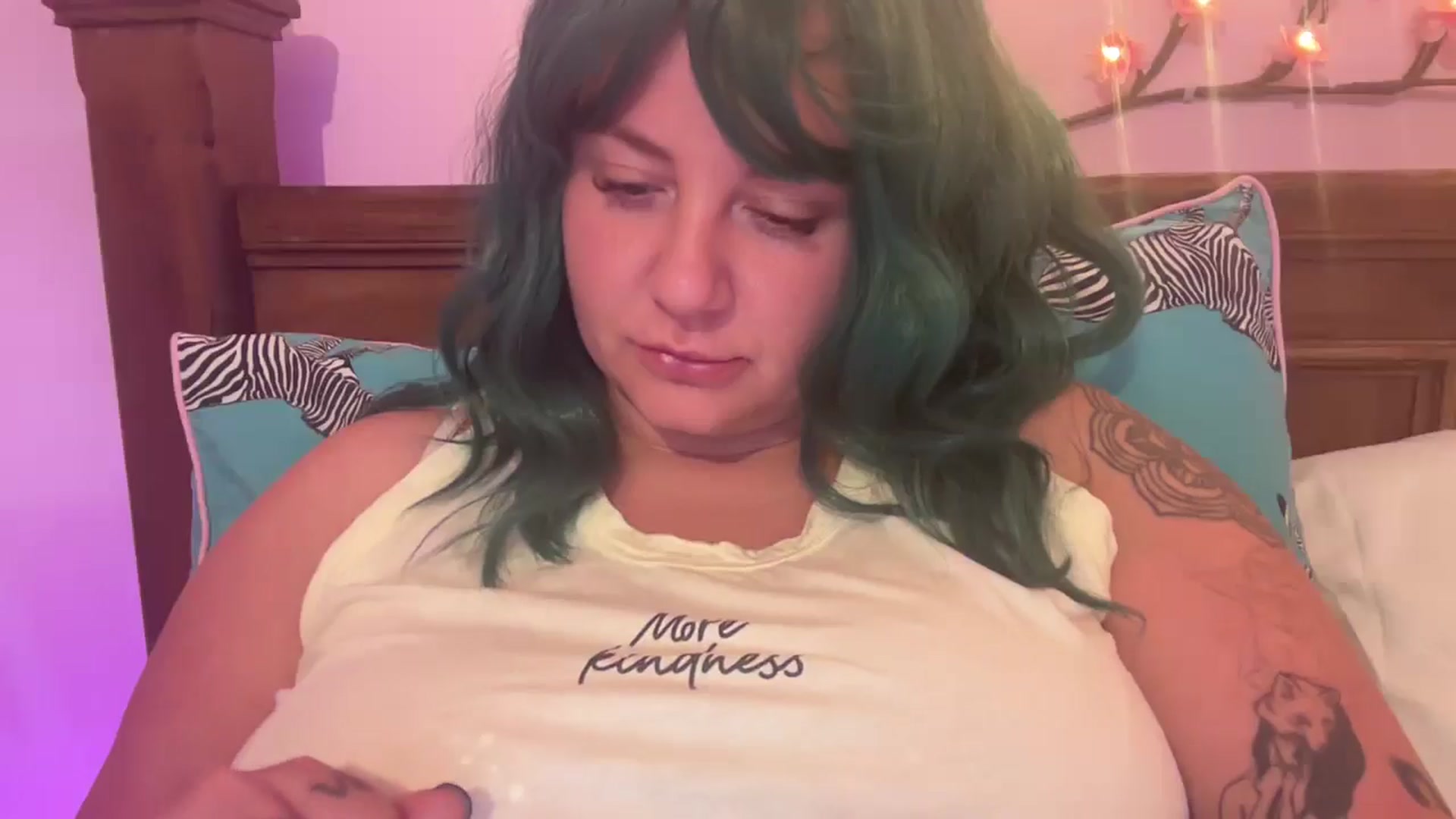 Gallery image thumbnail from Pandabella's myfreecams stream on, 07/31/2025, 21:56 image 3 of 20