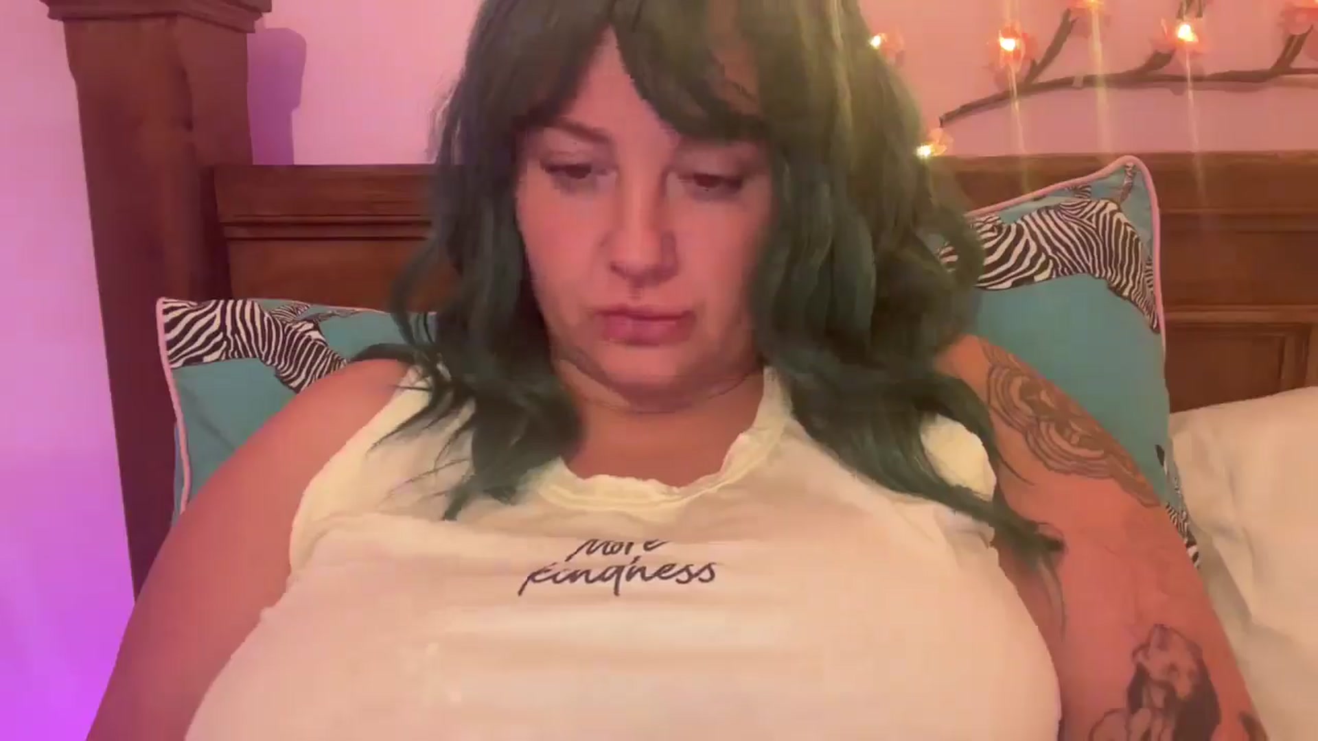 Gallery image thumbnail from Pandabella's myfreecams stream on, 07/31/2025, 21:56 image 4 of 20