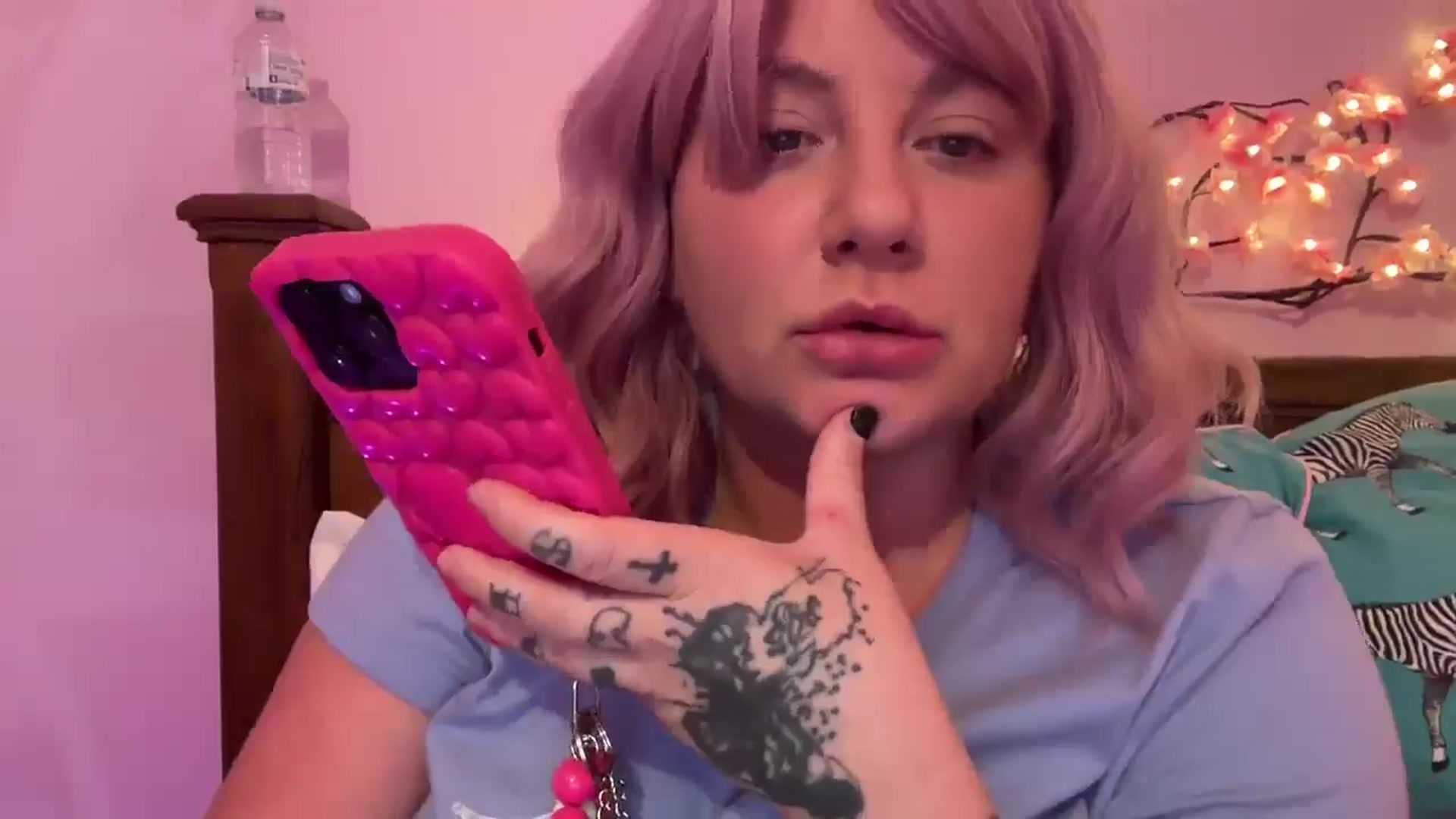 Gallery image thumbnail from Pandabella's myfreecams stream on, 08/02/2025, 24:24 image 16 of 20