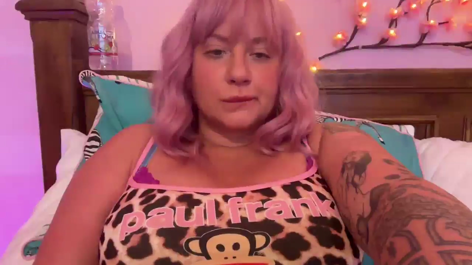 Gallery image thumbnail from Pandabella's myfreecams stream on, 08/17/2025, 14:02 image 17 of 20