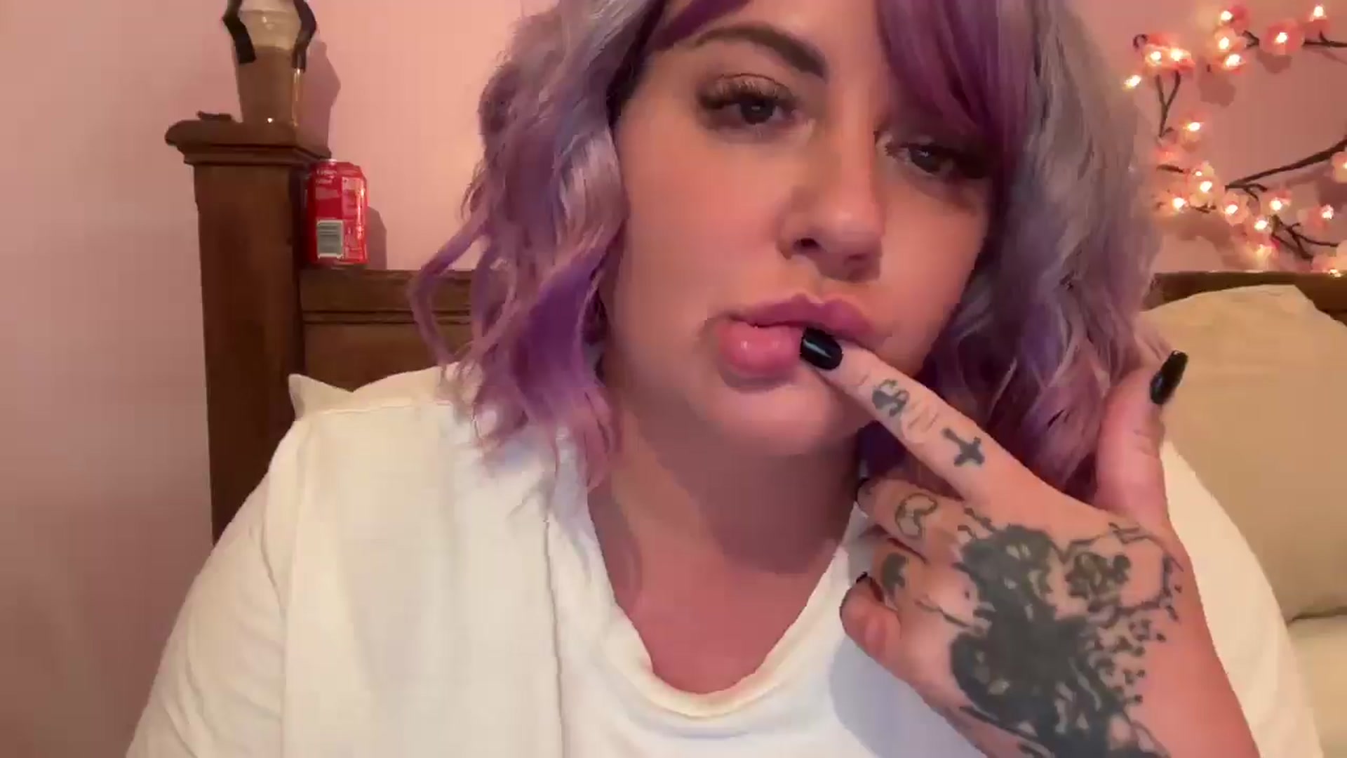 Gallery image thumbnail from Pandabella's myfreecams stream on, 09/13/2025, 18:46 image 7 of 20
