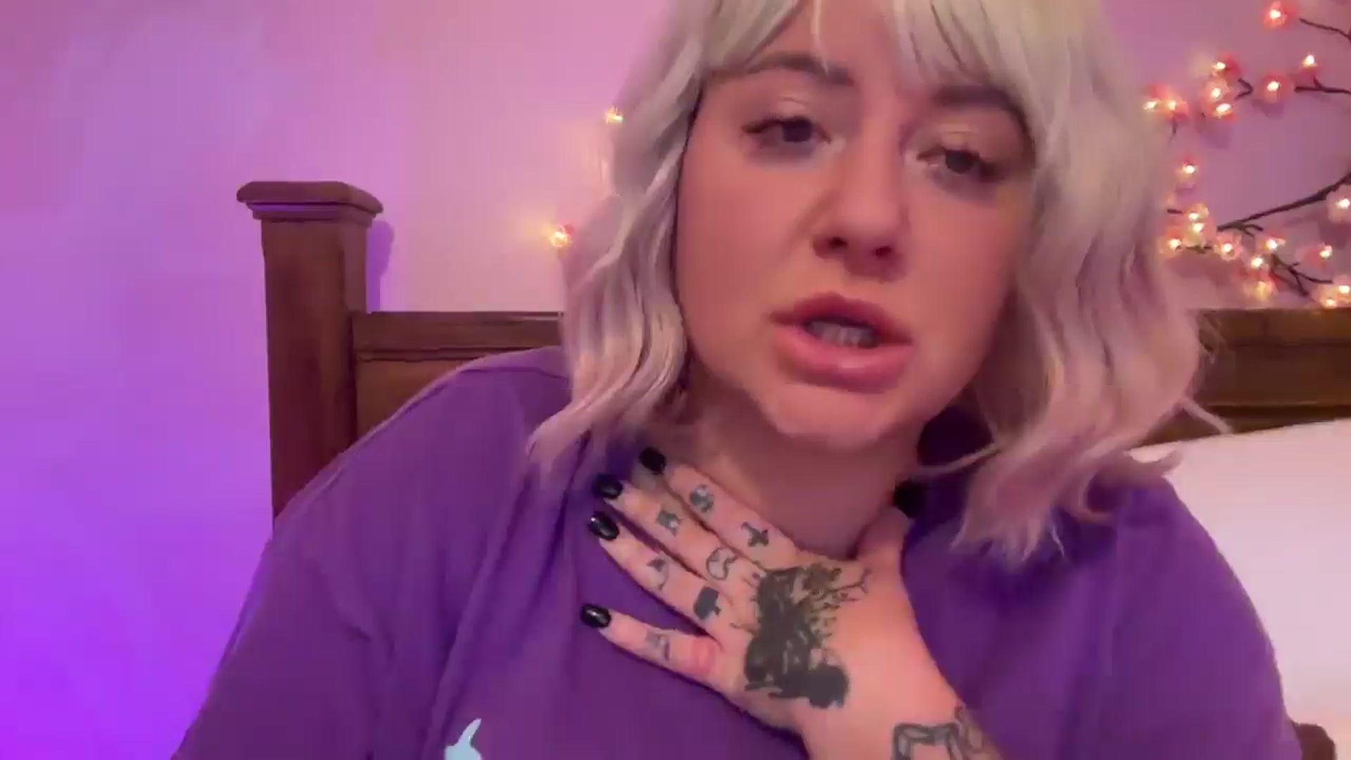 Gallery image thumbnail from Pandabella's myfreecams stream on, 10/09/2025, 20:33 image 7 of 20