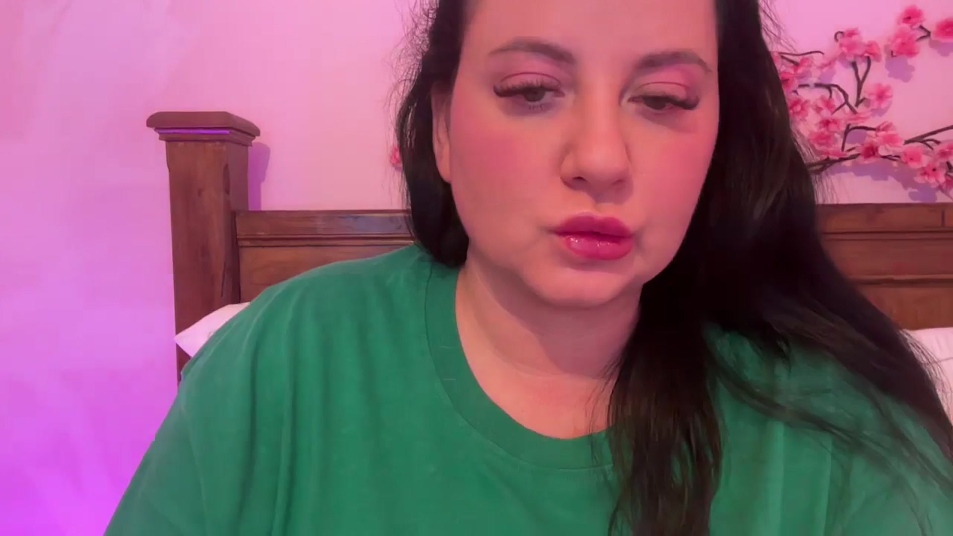 Gallery image thumbnail from Pandabella's myfreecams stream on, 10/11/2025, 20:40 image 2 of 20