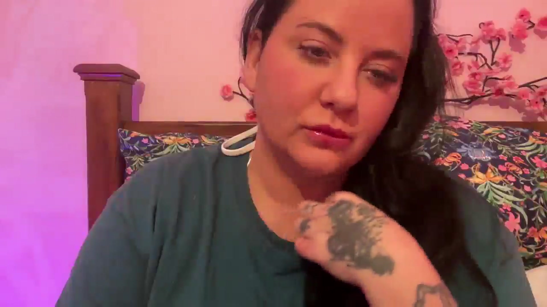 Gallery image thumbnail from Pandabella's myfreecams stream on, 10/22/2025, 22:59 image 2 of 20