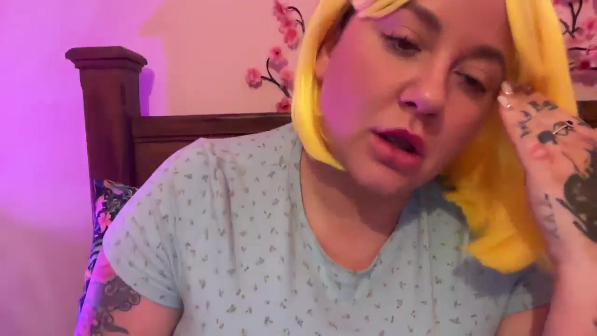 Gallery image thumbnail from Pandabella's myfreecams stream on, 12/28/2025, 23:58 image 13 of 20
