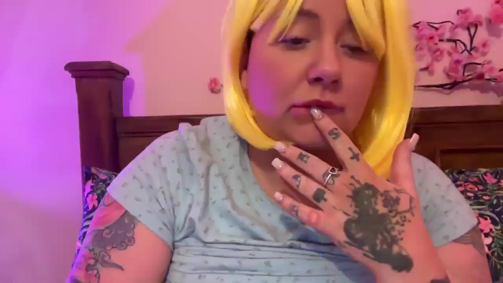 Gallery image thumbnail from Pandabella's myfreecams stream on, 12/28/2025, 23:58 image 14 of 20