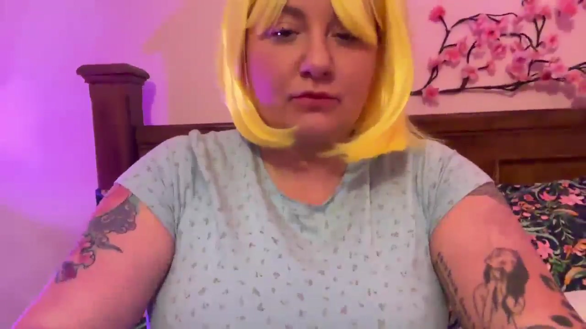 Gallery image thumbnail from Pandabella's myfreecams stream on, 12/28/2025, 23:58 image 6 of 20