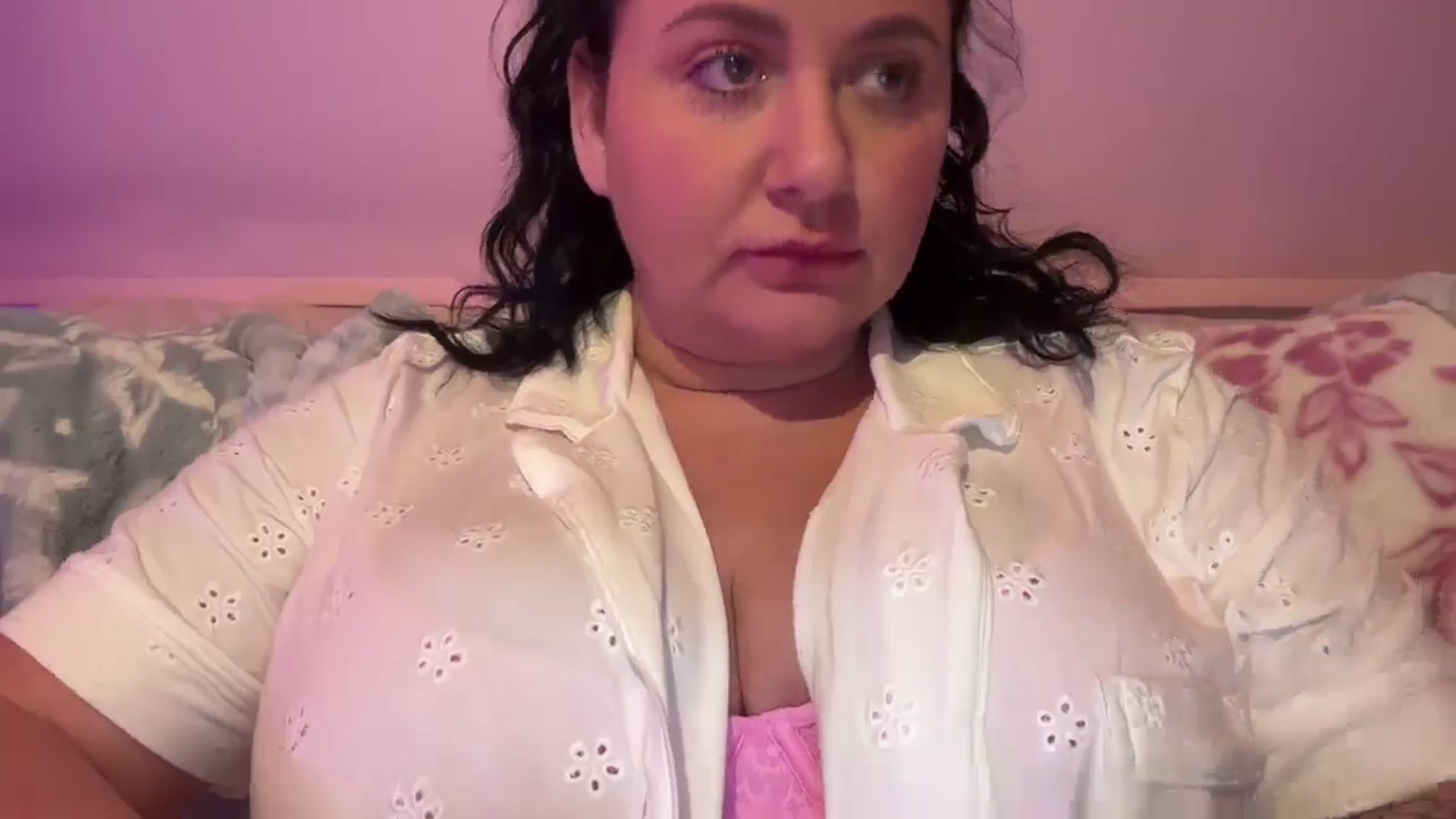 Gallery image thumbnail from Pandabella's myfreecams stream on, 01/04/2026, 05:44 image 6 of 20