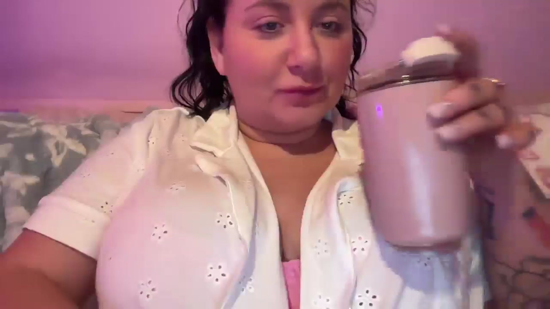 Gallery image thumbnail from Pandabella's myfreecams stream on, 01/04/2026, 05:44 image 5 of 20