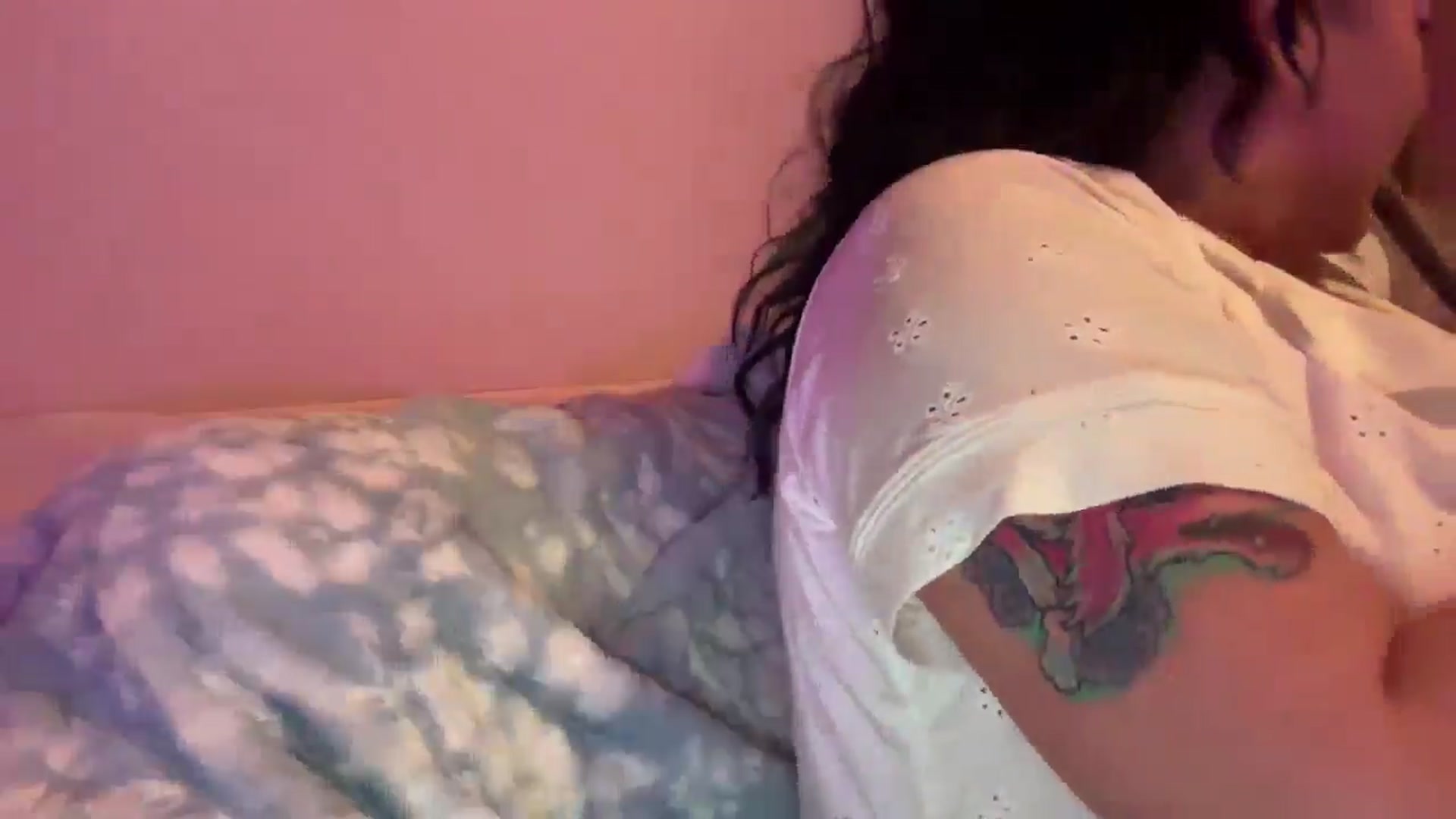 Gallery image thumbnail from Pandabella's myfreecams stream on, 01/04/2026, 06:08 image 4 of 20