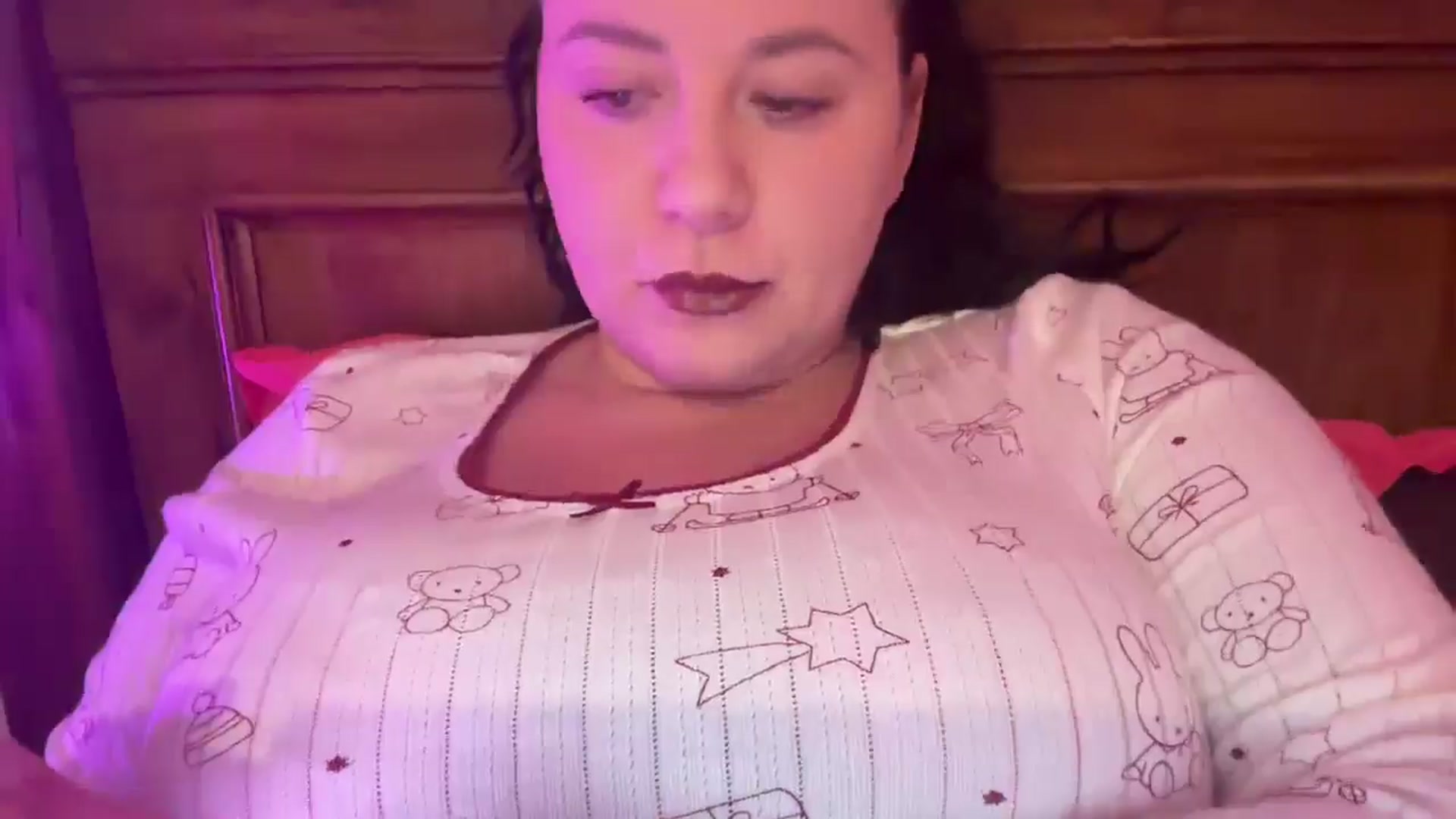 Gallery image thumbnail from Pandabella's myfreecams stream on, 01/17/2026, 21:44 image 8 of 20