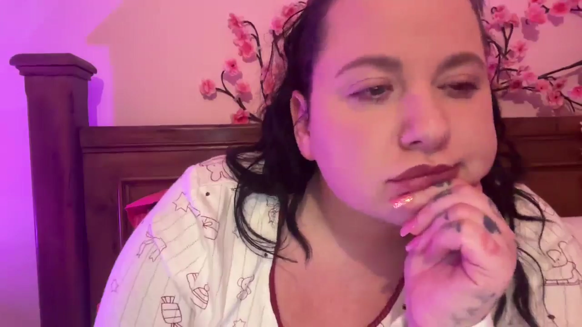 Gallery image thumbnail from Pandabella's myfreecams stream on, 01/17/2026, 21:44 image 20 of 20