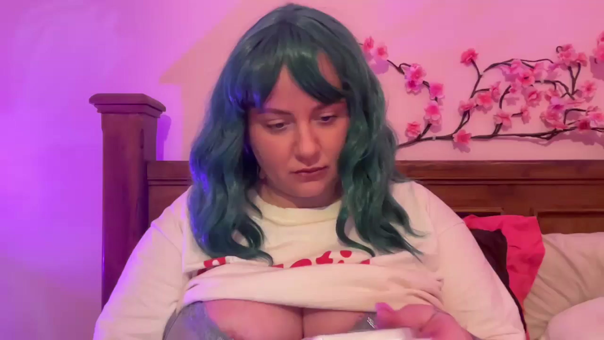 Gallery image thumbnail from Pandabella's myfreecams stream on, 01/20/2026, 18:08 image 8 of 20