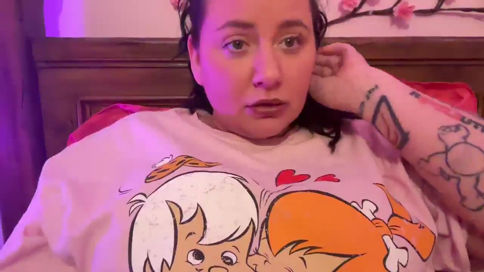 Gallery image thumbnail from Pandabella's myfreecams stream on, 01/22/2026, 21:06 image 4 of 20