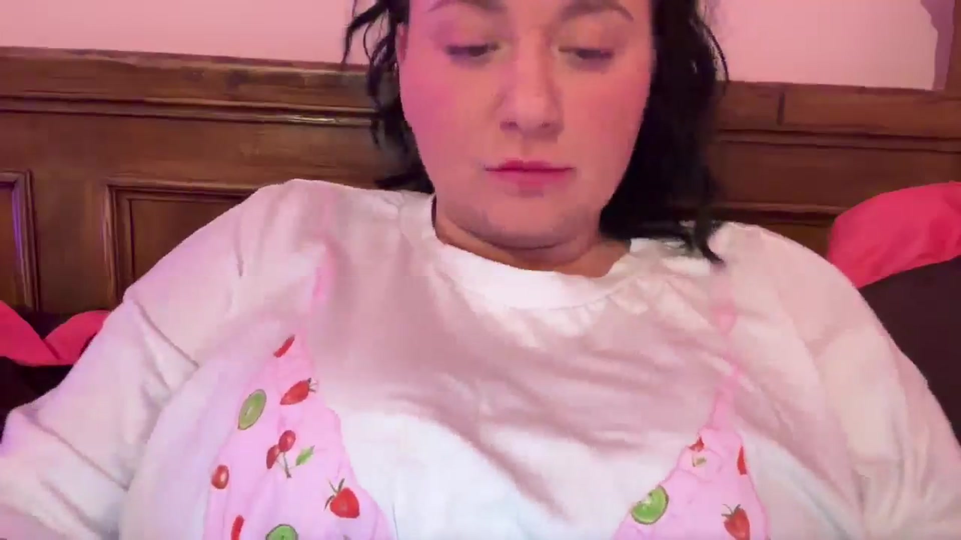 Gallery image thumbnail from Pandabella's myfreecams stream on, 02/12/2026, 22:30 image 14 of 20