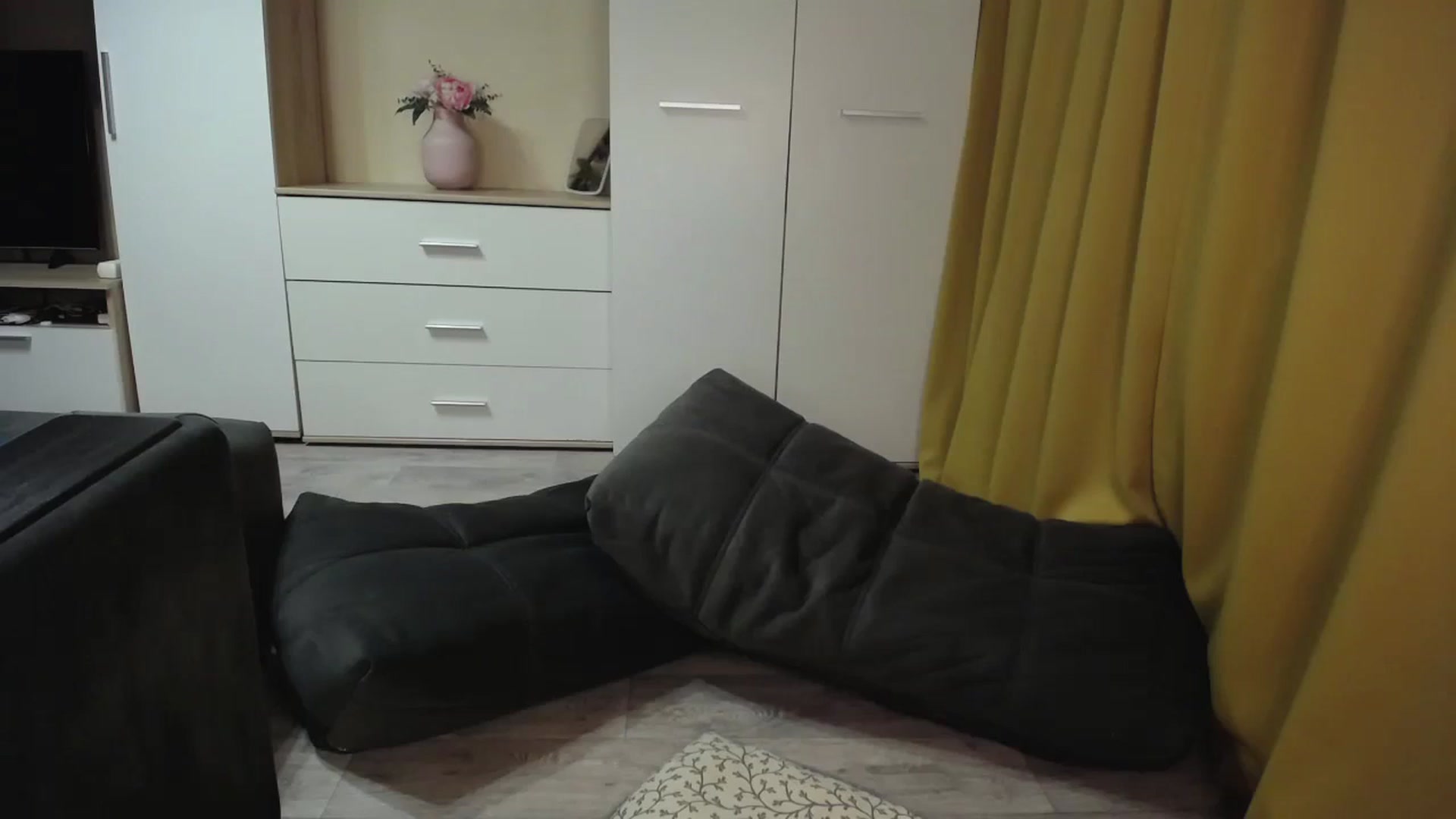 Gallery image thumbnail from PantherFire's myfreecams stream on, 09/02/2023, 08:27 image 3 of 20