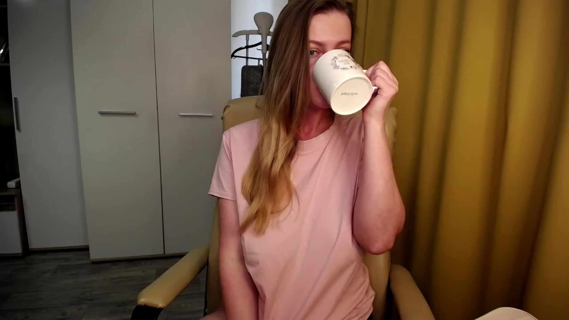 Gallery image thumbnail from PantherFire's myfreecams stream on, 04/14/2026, 07:32 image 10 of 20