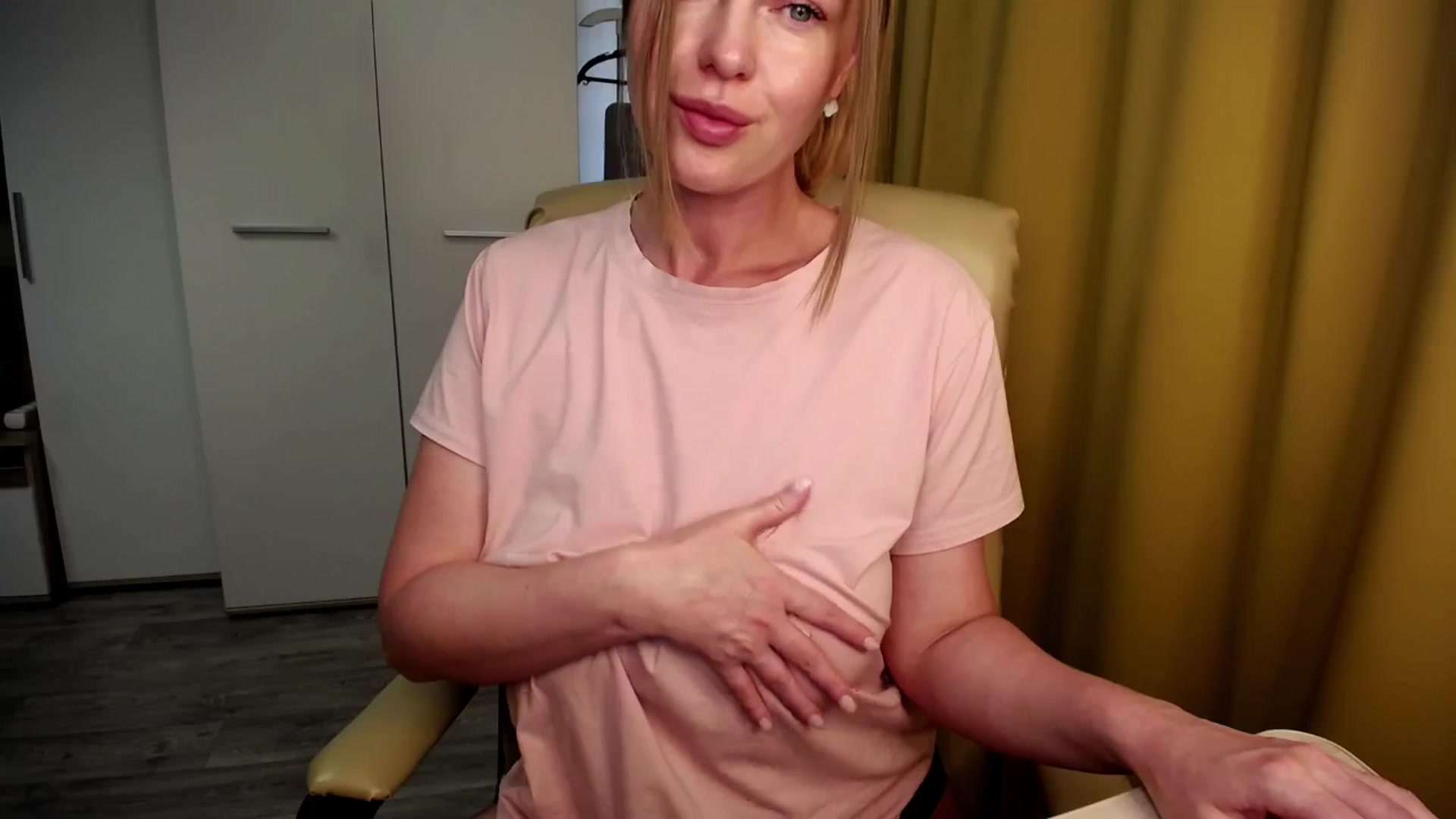 Gallery image thumbnail from PantherFire's myfreecams stream on, 04/14/2026, 08:10 image 12 of 20