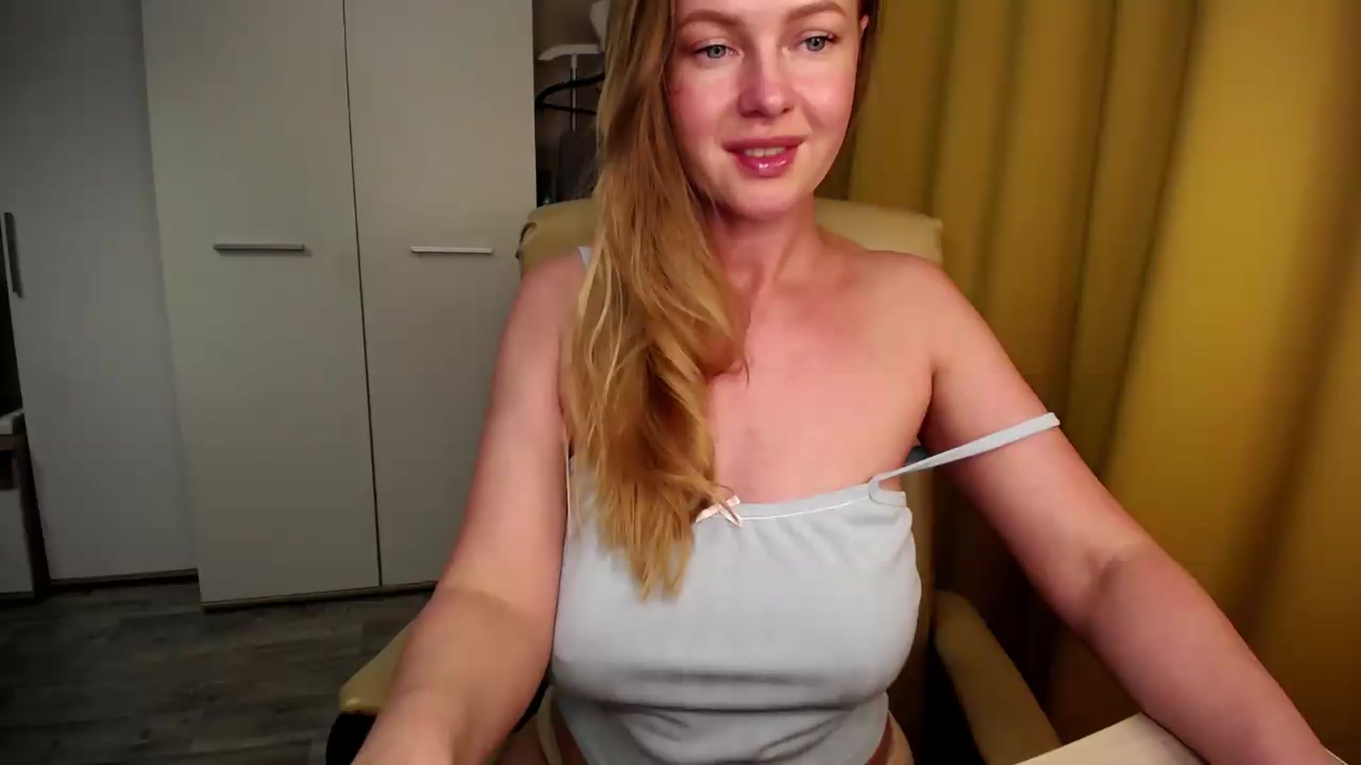 Gallery image thumbnail from PantherFire's myfreecams stream on, 04/21/2026, 16:32 image 16 of 20