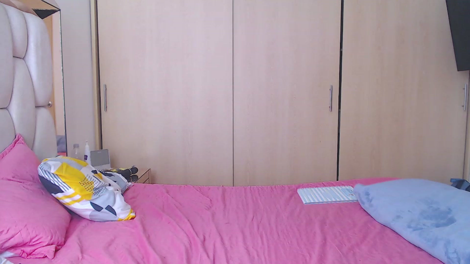 Gallery image thumbnail from Paola_M's myfreecams stream on, 01/18/2024, 16:04 image 19 of 20