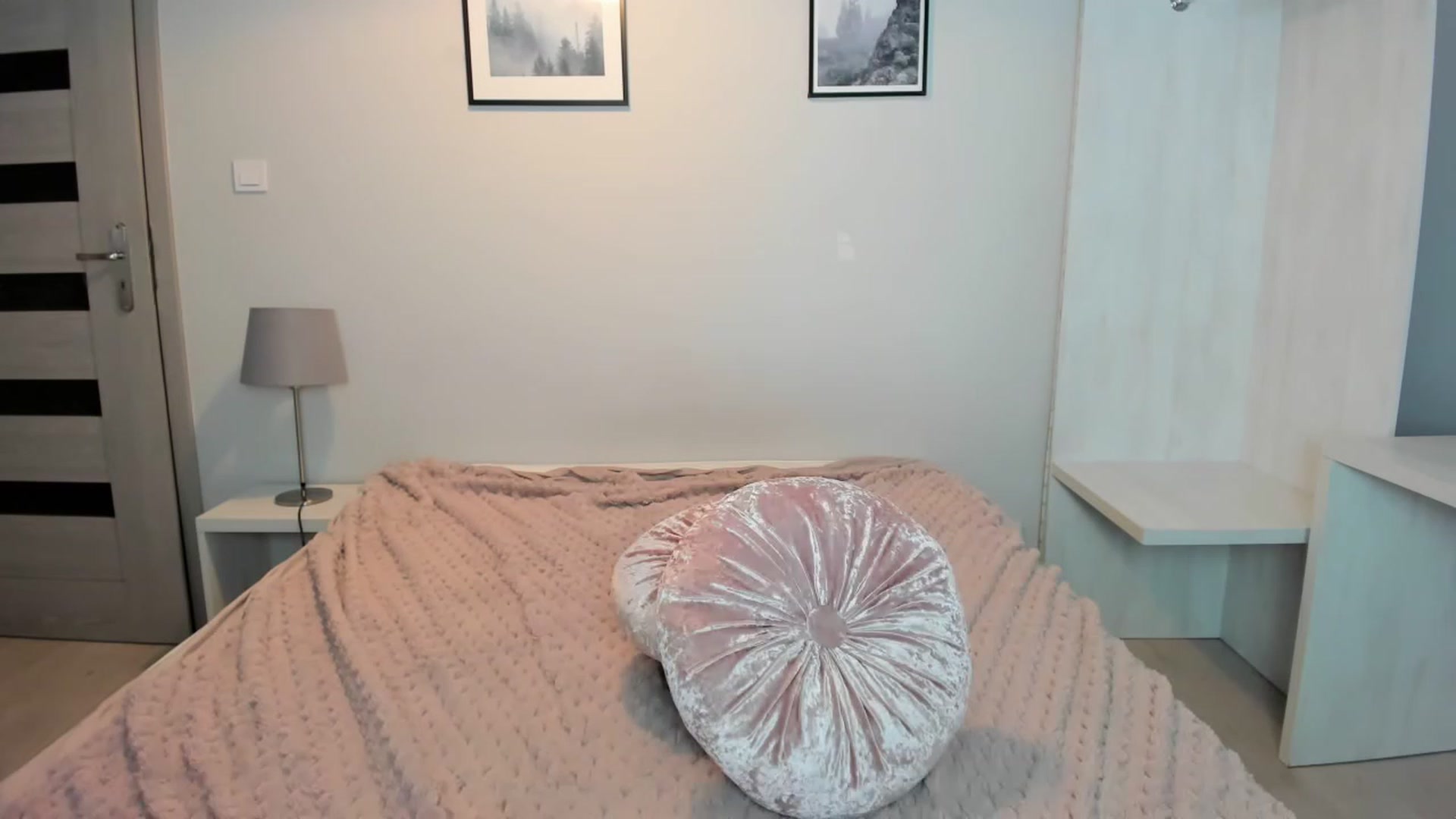 Gallery image thumbnail from Papaya's myfreecams stream on, 04/03/2023, 22:18 image 1 of 20