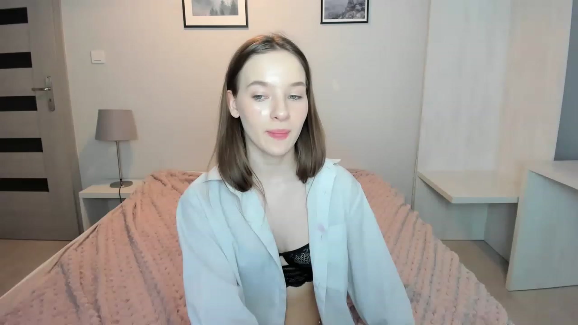 Gallery image thumbnail from Papaya's myfreecams stream on, 04/03/2023, 22:18 image 20 of 20