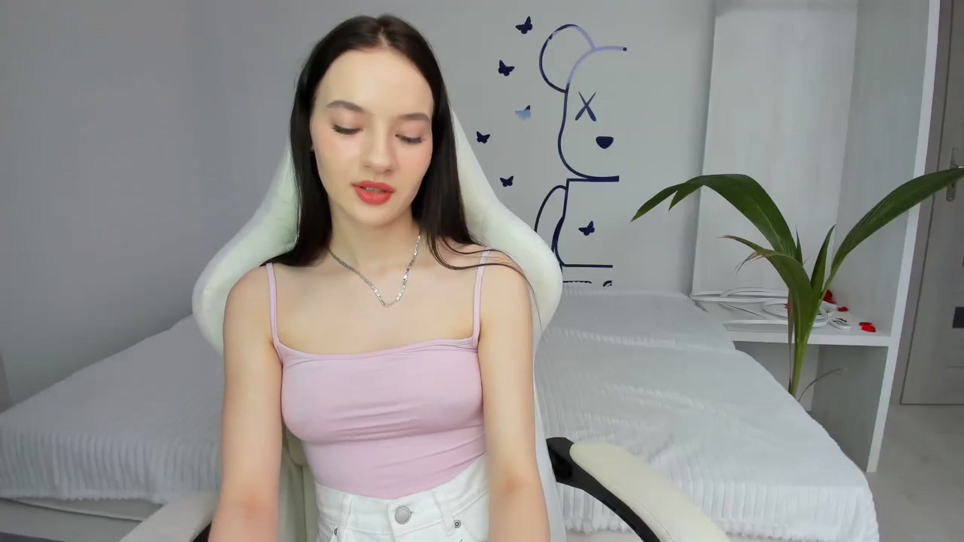 Gallery image thumbnail from Papaya's myfreecams stream on, 08/07/2023, 13:27 image 6 of 20