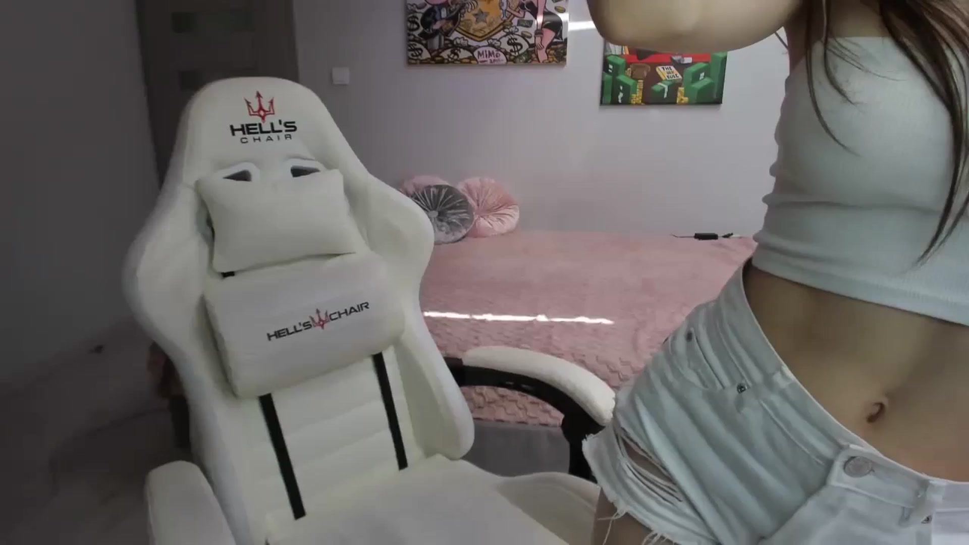 Gallery image thumbnail from Papaya's myfreecams stream on, 08/12/2023, 13:28 image 1 of 20