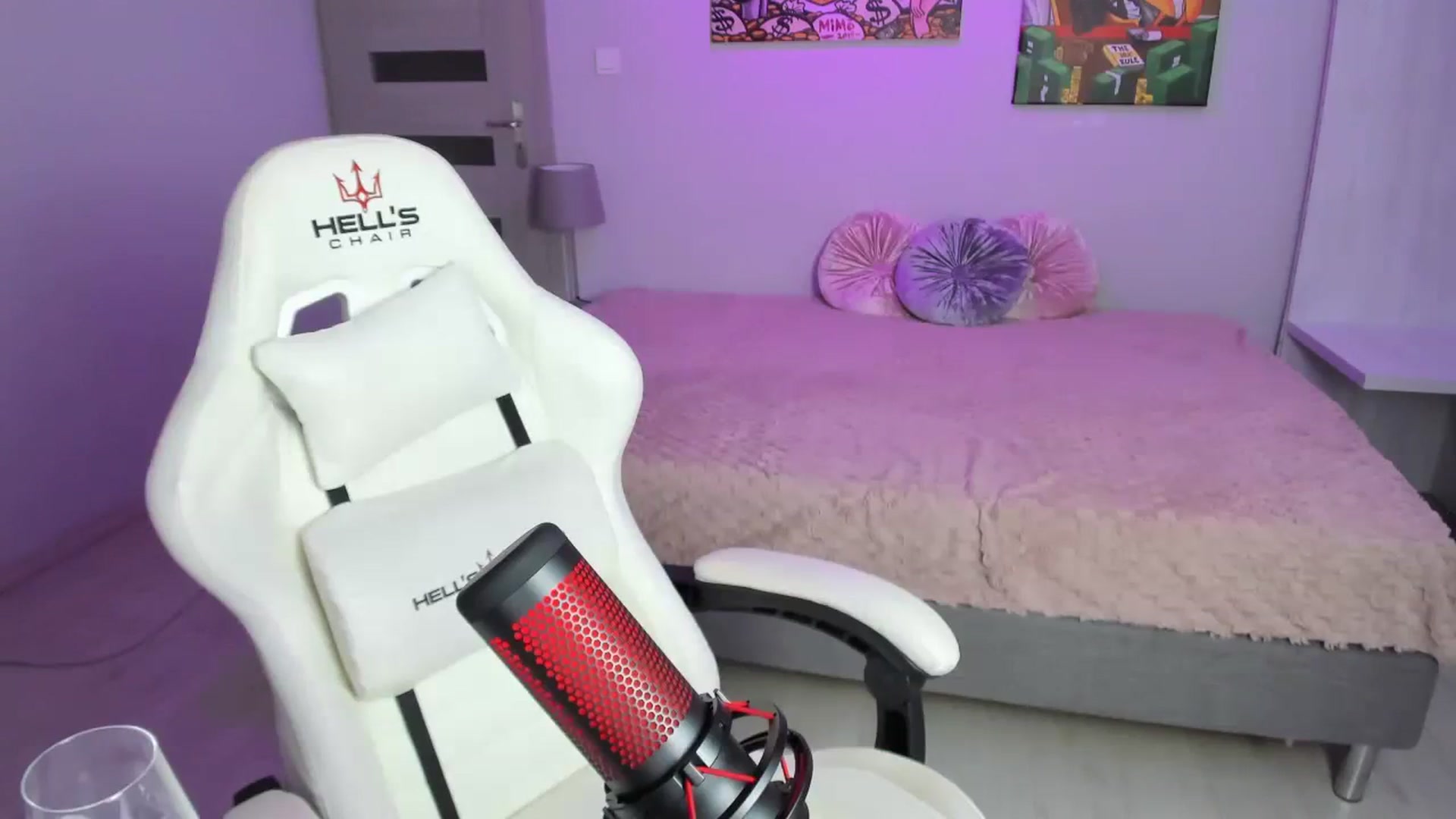 Gallery image thumbnail from Papaya's myfreecams stream on, 08/17/2023, 17:11 image 13 of 20
