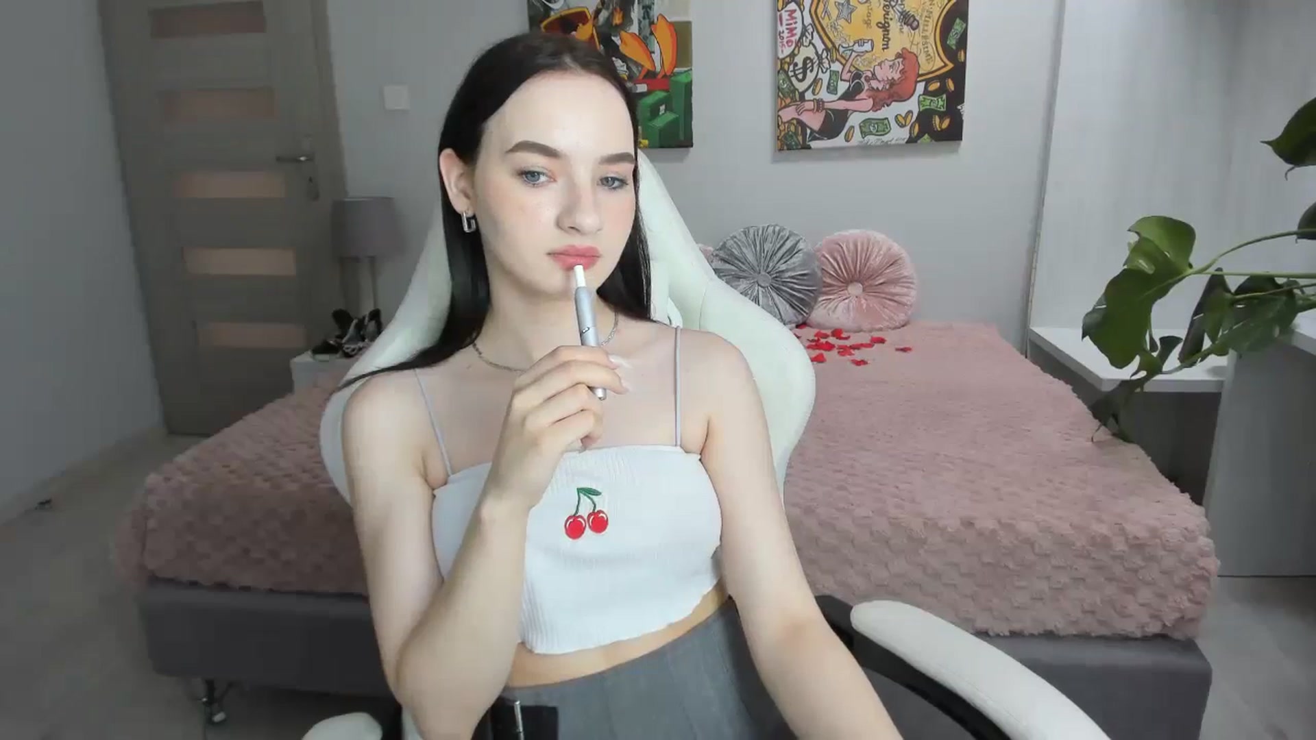 Gallery image thumbnail from Papaya's myfreecams stream on, 09/30/2023, 13:08 image 11 of 20