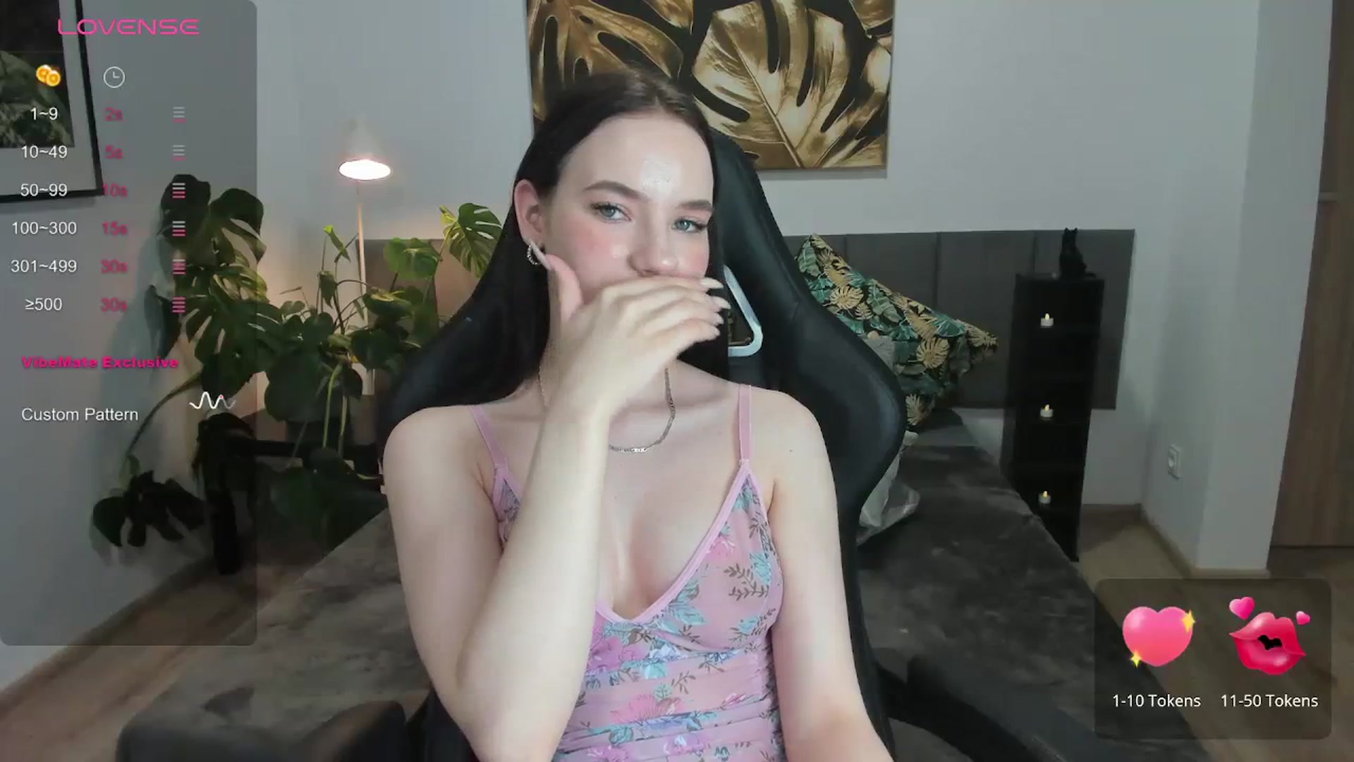 Gallery image thumbnail from Papaya's myfreecams stream on, 10/20/2023, 16:56 image 6 of 20
