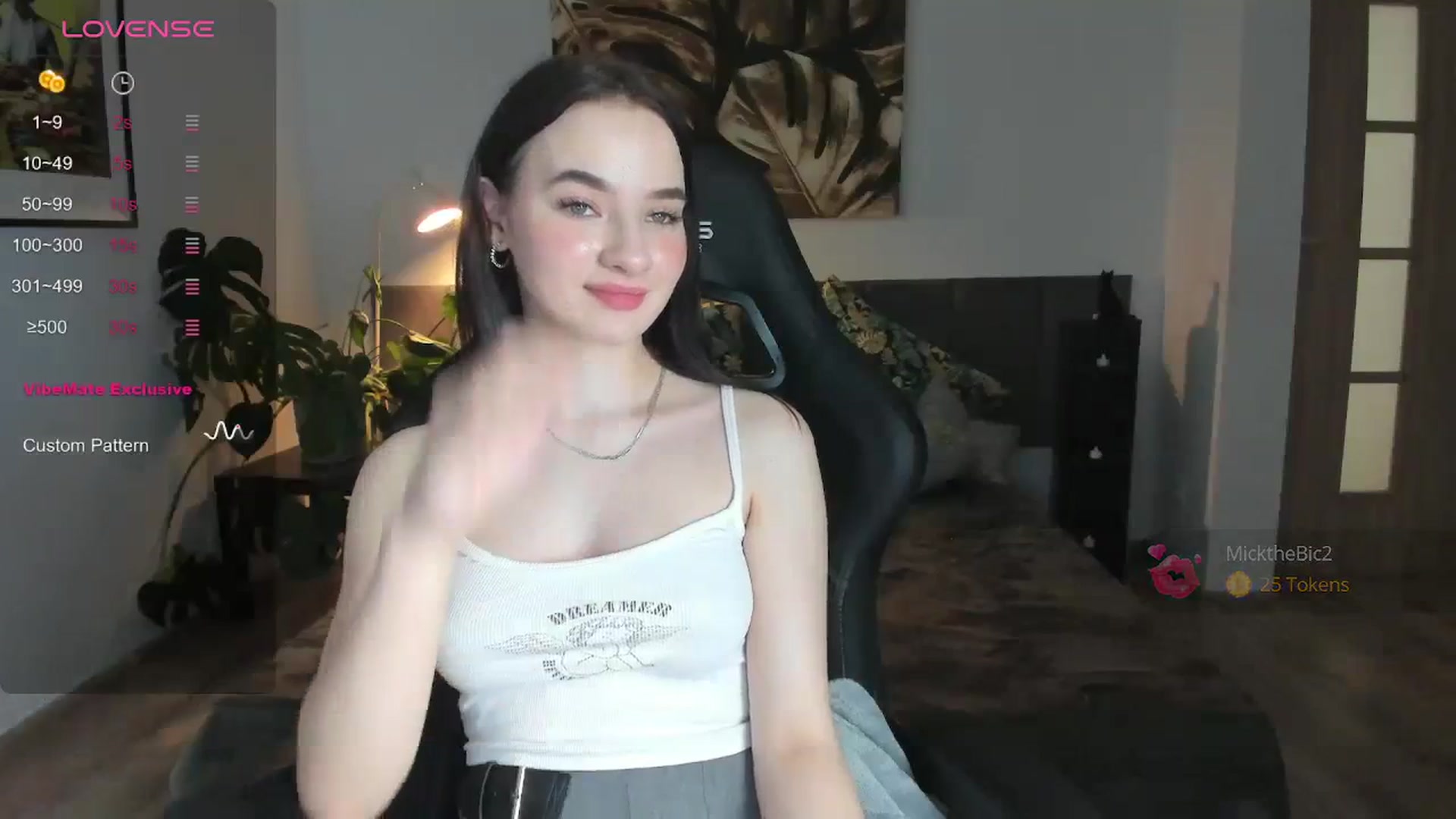Gallery image thumbnail from Papaya's myfreecams stream on, 10/25/2023, 17:20 image 7 of 20
