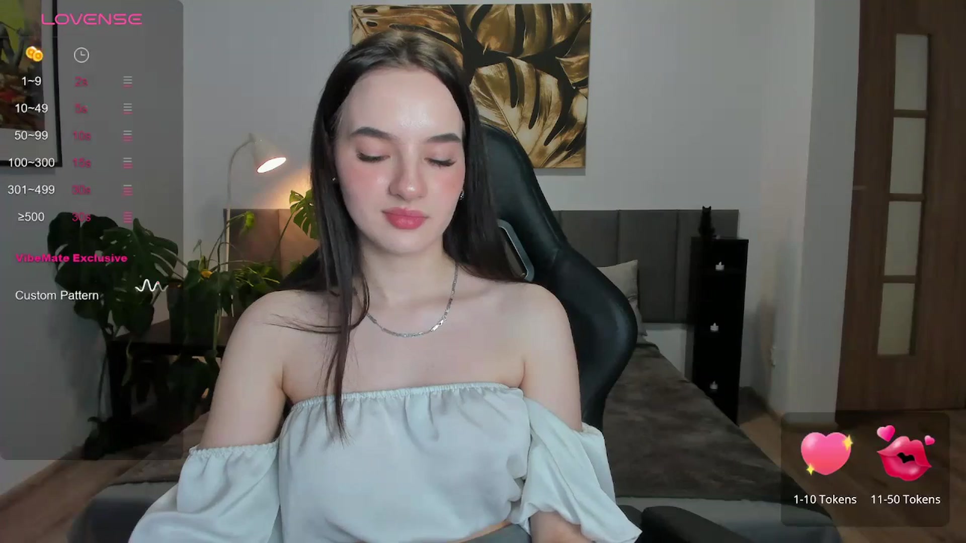 Gallery image thumbnail from Papaya's myfreecams stream on, 11/22/2023, 16:12 image 16 of 20