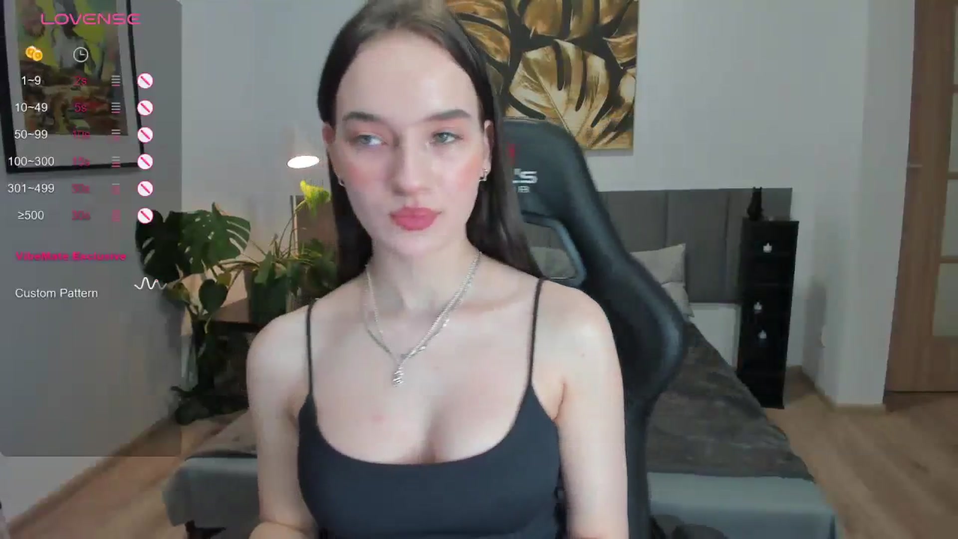 Gallery image thumbnail from Papaya's myfreecams stream on, 12/14/2023, 14:35 image 6 of 20