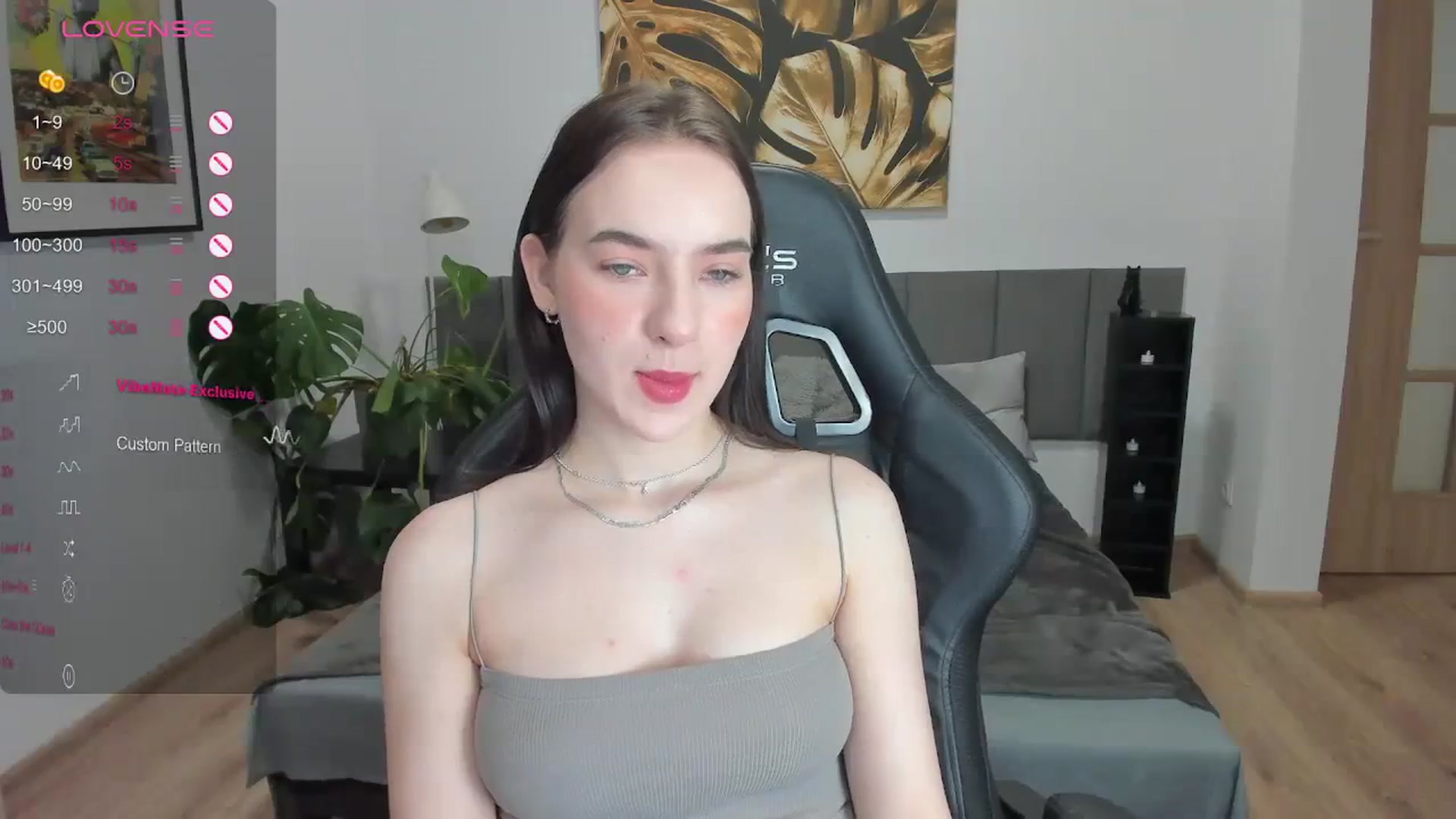 Gallery image thumbnail from Papaya's myfreecams stream on, 12/15/2023, 13:38 image 17 of 20