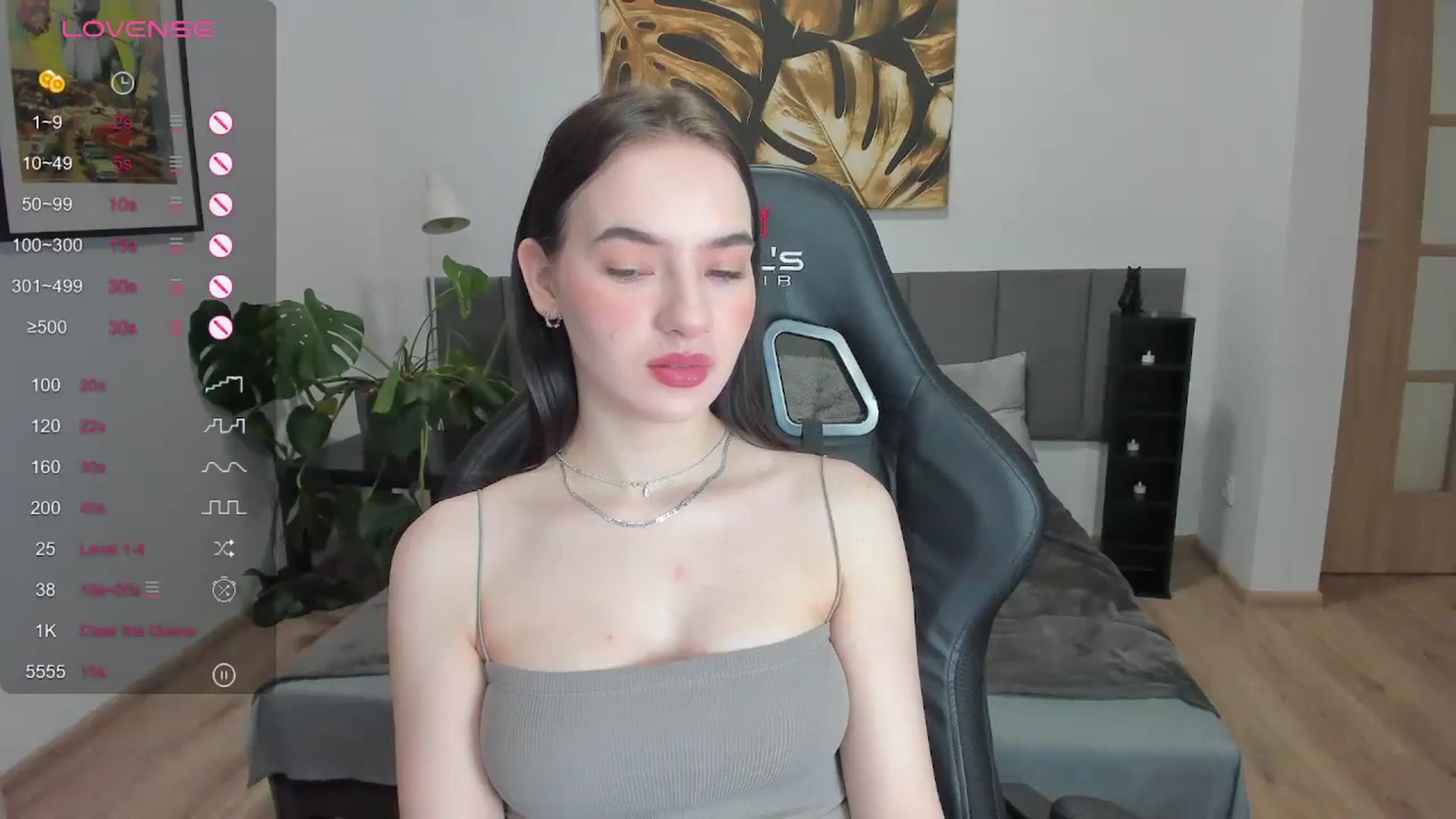 Gallery image thumbnail from Papaya's myfreecams stream on, 12/15/2023, 13:38 image 16 of 20