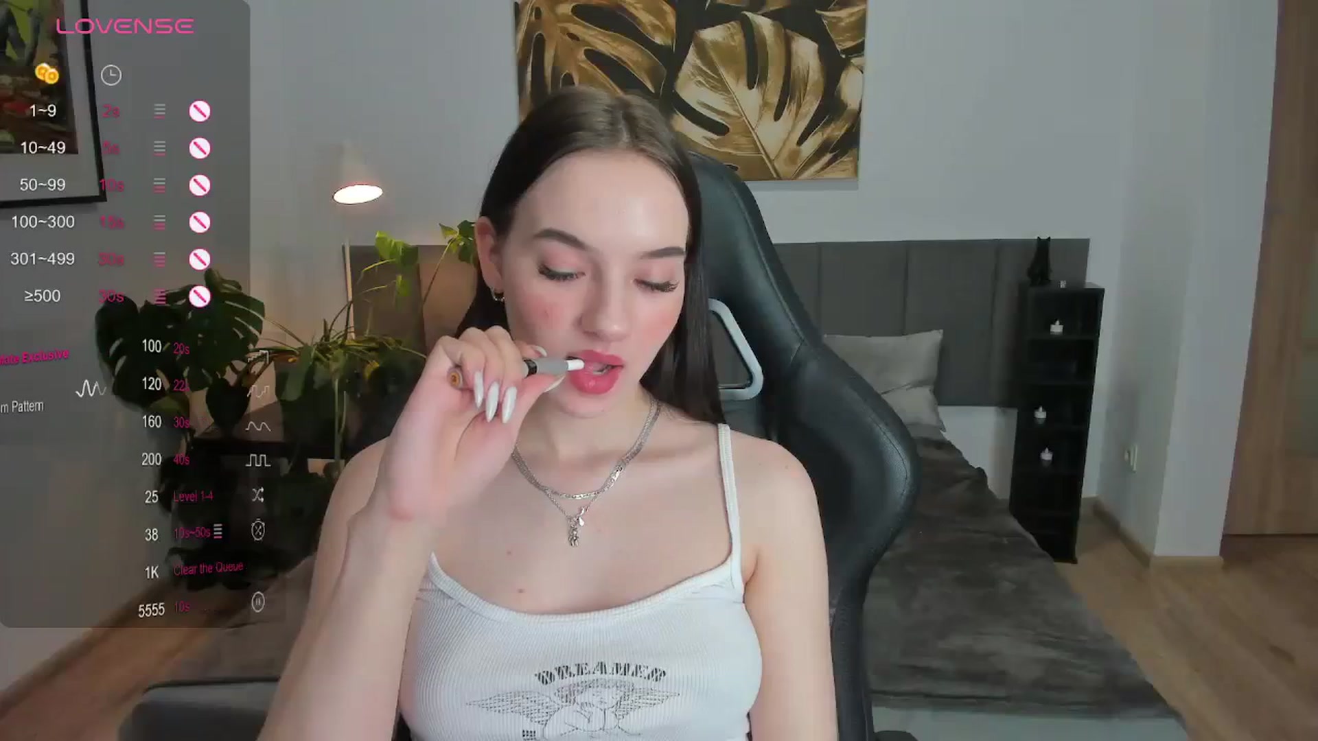 Gallery image thumbnail from Papaya's myfreecams stream on, 12/20/2023, 19:05 image 19 of 20
