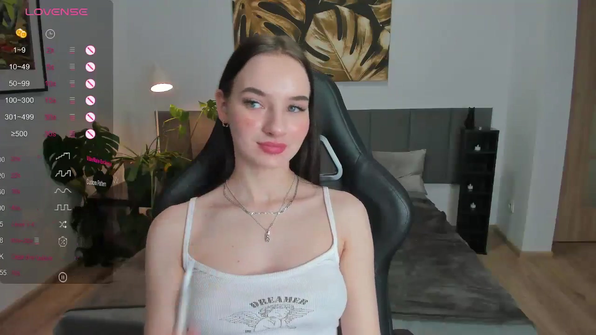 Gallery image thumbnail from Papaya's myfreecams stream on, 12/20/2023, 19:05 image 3 of 20