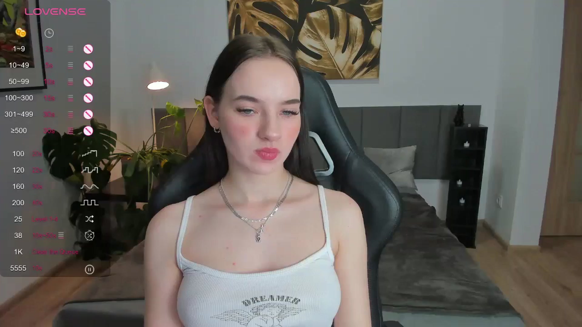 Gallery image thumbnail from Papaya's myfreecams stream on, 12/20/2023, 19:05 image 16 of 20