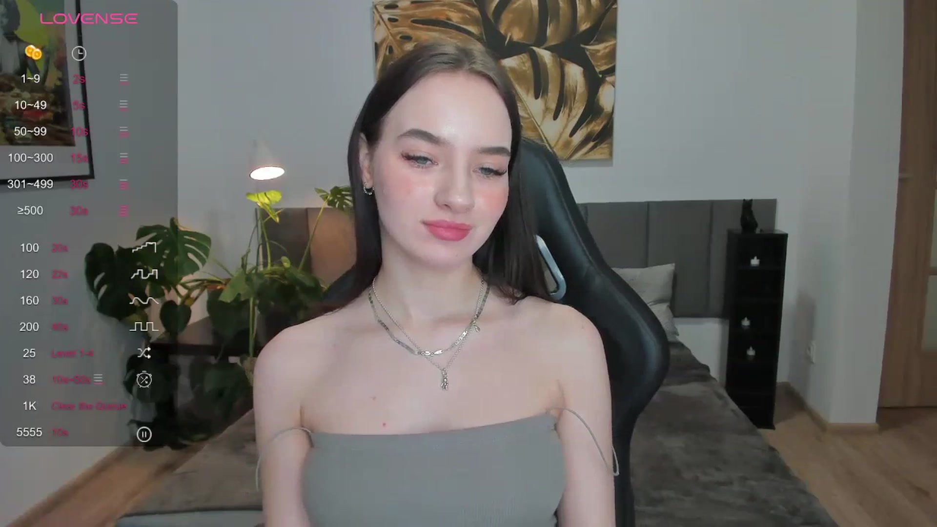 Gallery image thumbnail from Papaya's myfreecams stream on, 12/21/2023, 17:24 image 7 of 20