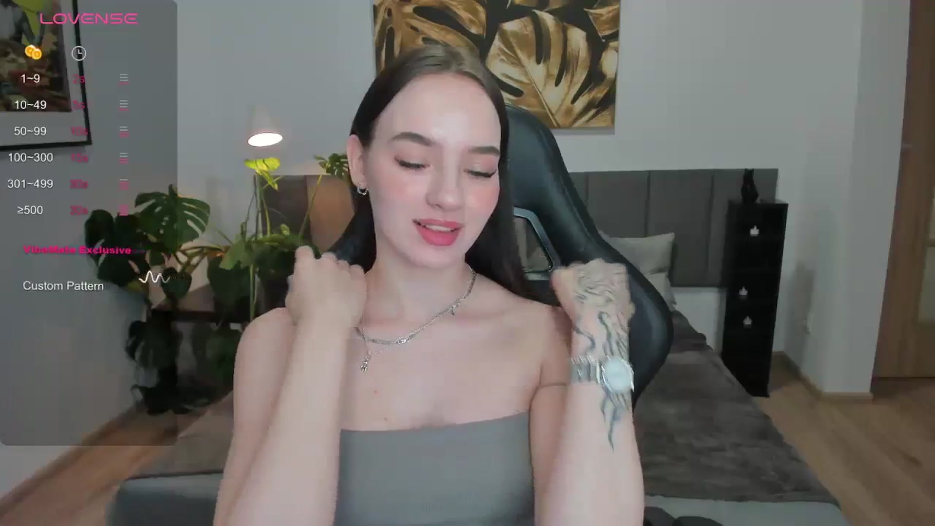 Gallery image thumbnail from Papaya's myfreecams stream on, 12/21/2023, 17:24 image 5 of 20