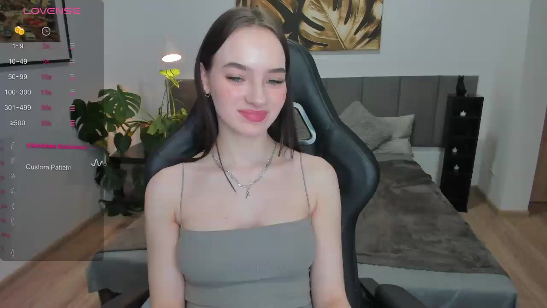 Gallery image thumbnail from Papaya's myfreecams stream on, 12/21/2023, 17:24 image 19 of 20