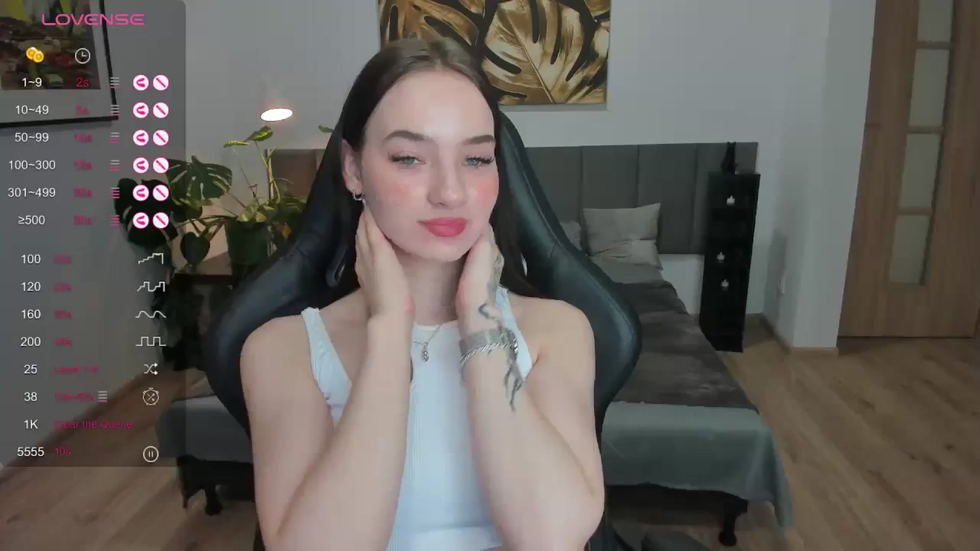 Gallery image thumbnail from Papaya's myfreecams stream on, 12/22/2023, 18:22 image 18 of 20