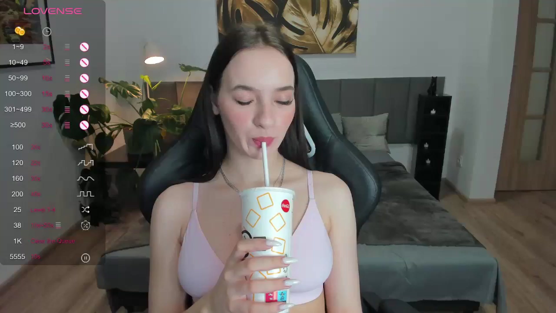 Gallery image thumbnail from Papaya's myfreecams stream on, 12/24/2023, 15:43 image 1 of 20