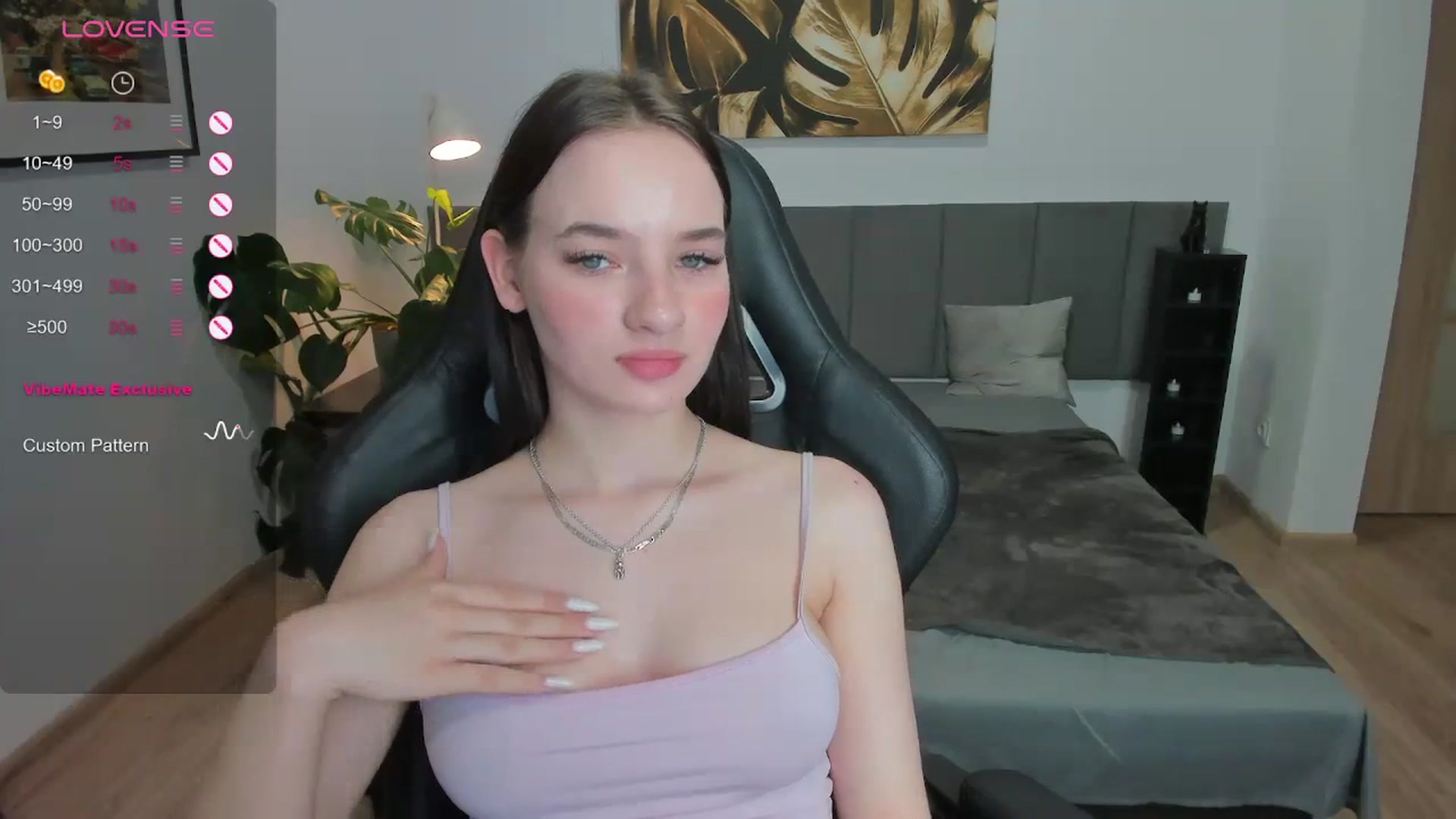 Gallery image thumbnail from Papaya's myfreecams stream on, 12/24/2023, 20:05 image 6 of 20