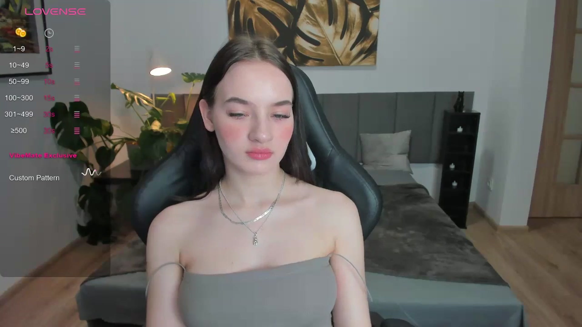 Gallery image thumbnail from Papaya's myfreecams stream on, 12/25/2023, 18:17 image 3 of 20